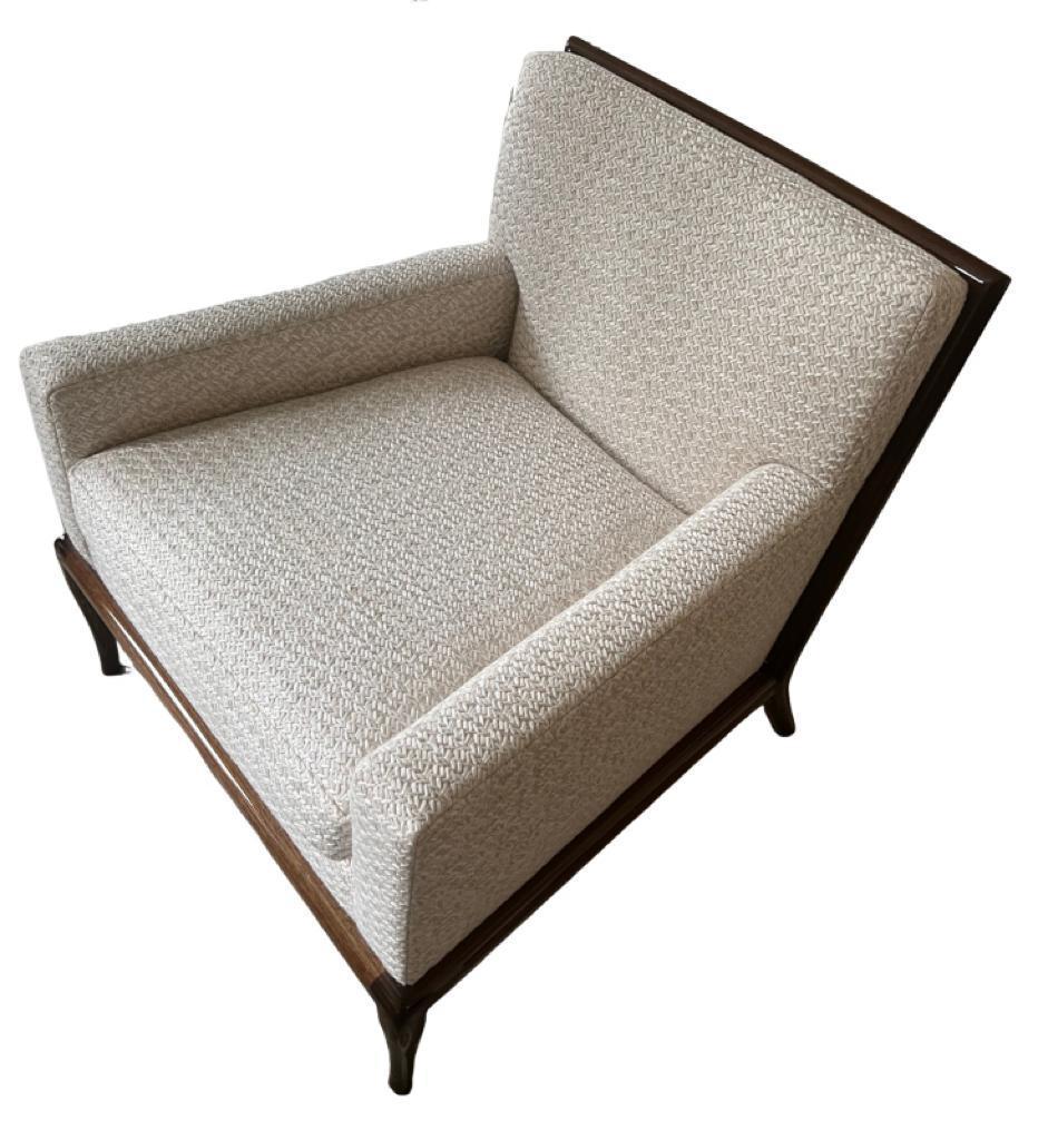 Custom Armchair im Stil von  T.H. Robsjohn-Gibbings. (amerikanisch) im Angebot
