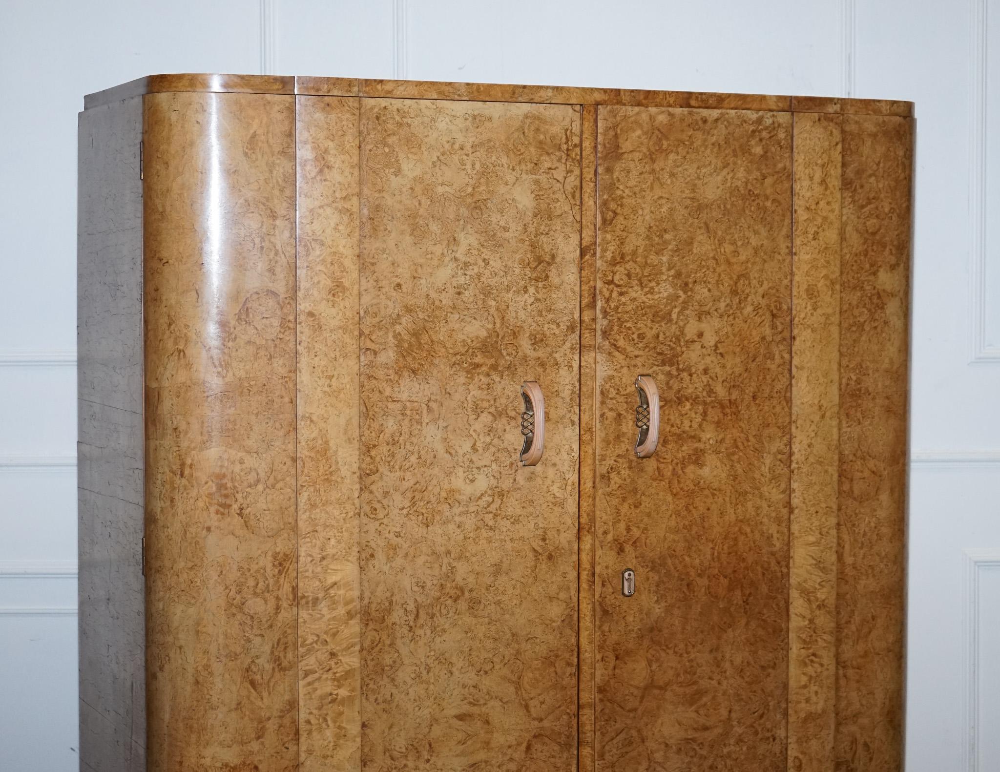 British BEAUTIFUL ART DECO BLONDE WALNUT DOUBLE DOOR WARDROBE ARMOiRE For Sale