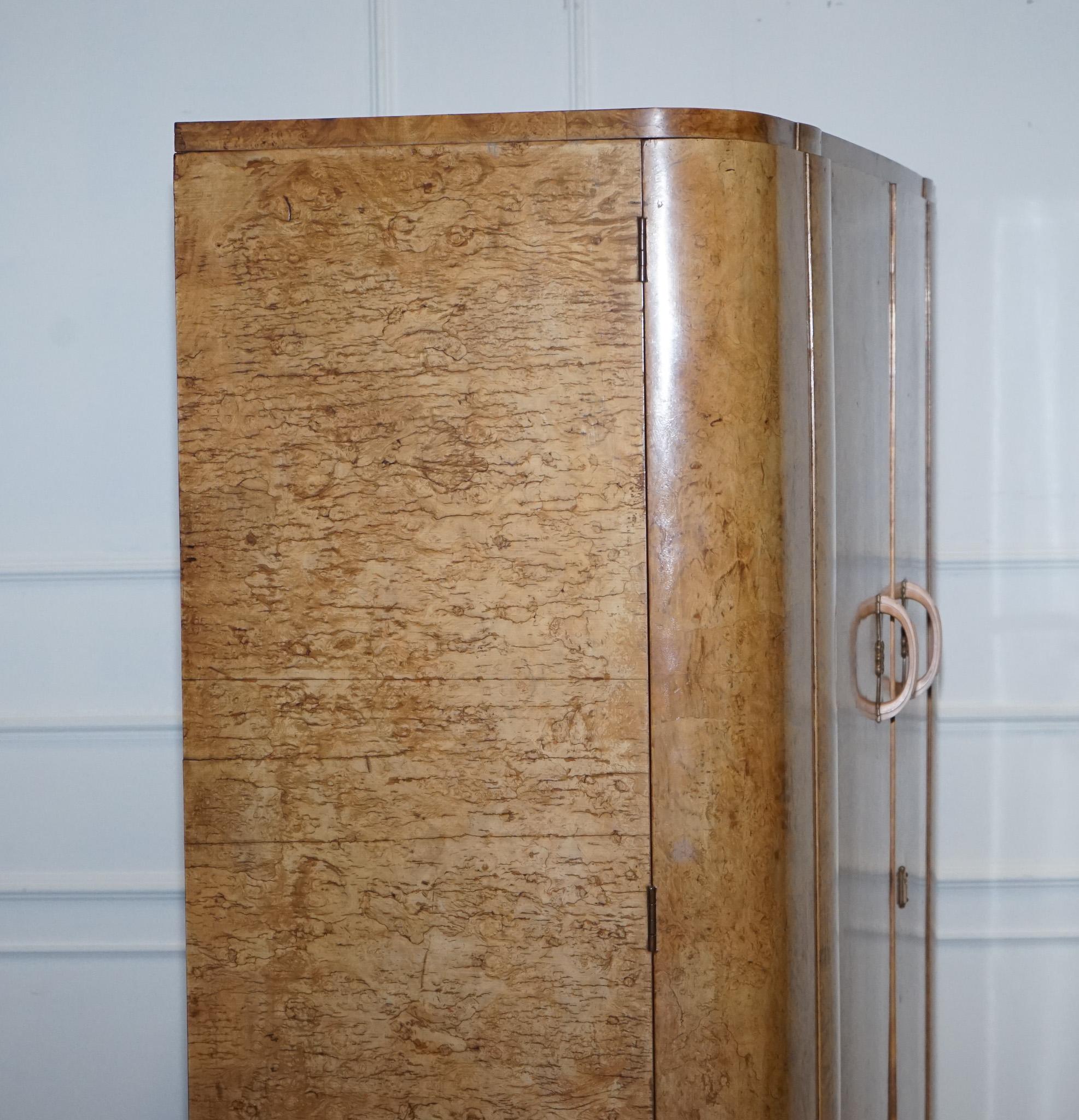 BEAUTIFUL ART DECO BLONDE WALNUT DOUBLE DOOR WARDROBE ARMOiRE For Sale 2