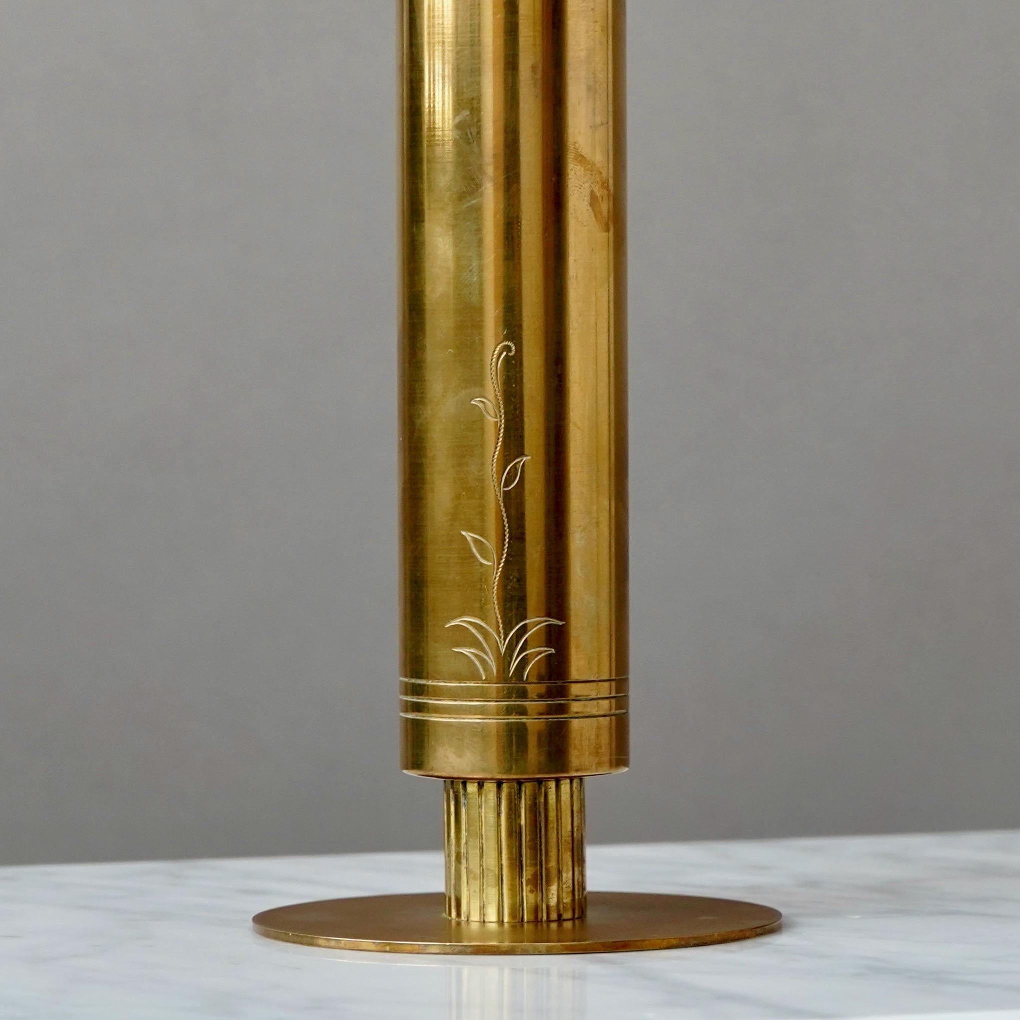Danese Bellissimo vaso in ottone Art Deco di un ignoto designer danese. Danimarca, anni '30. in vendita