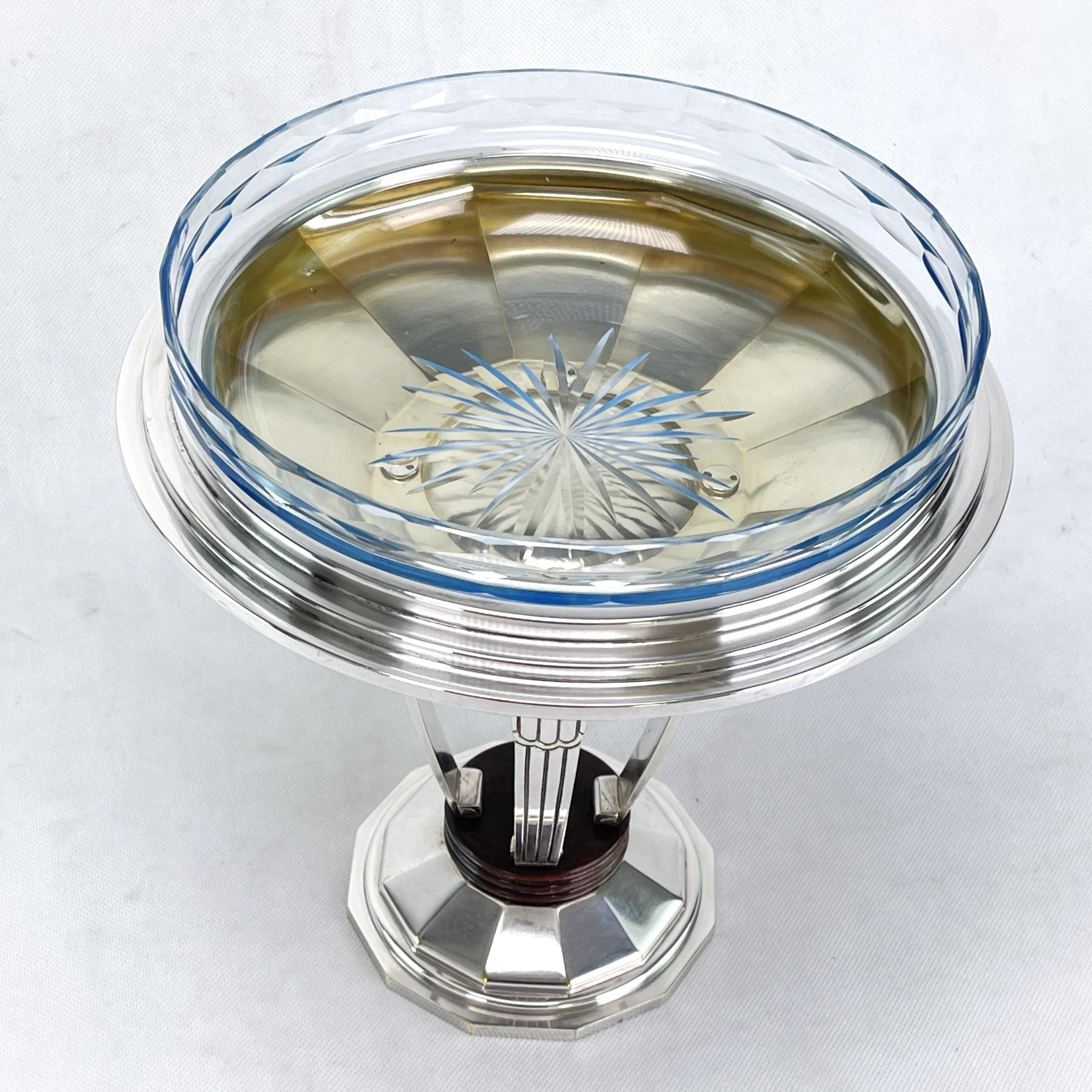 Mid-20th Century Beautiful ART DECO centrepiece bowl by Durousseau & Raynaud silver plated 1930s For Sale