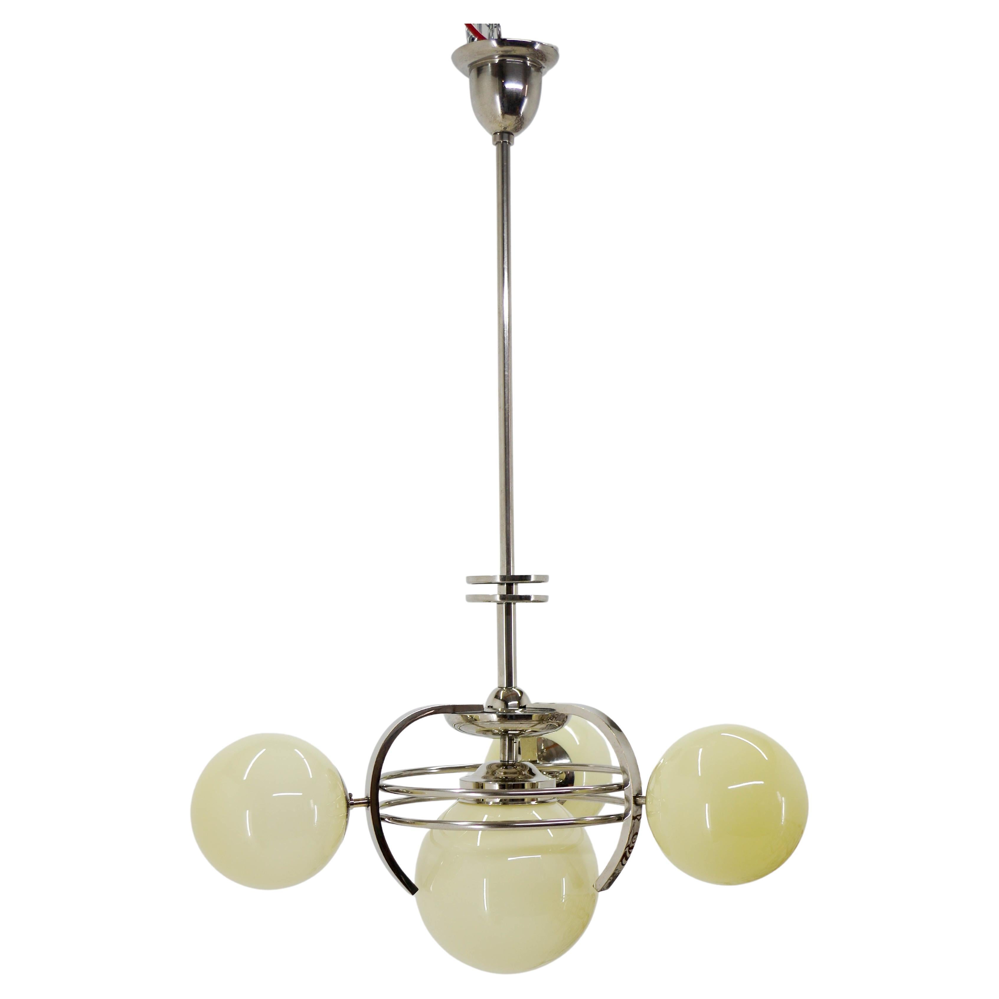 Beautiful Art Deco Chandelier, 1930s, Restored For Sale