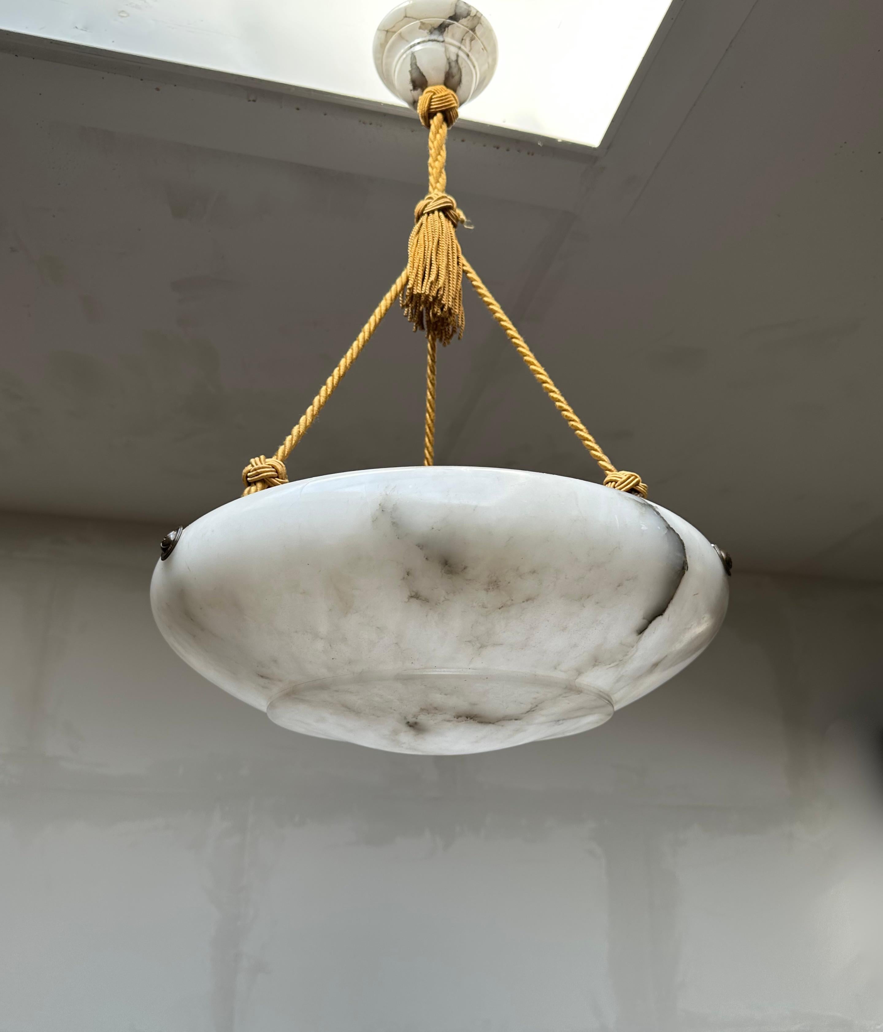 Art Deco & Timless Design Antique Alabaster Pendant w. Perfect Alabaster Canopy For Sale 8