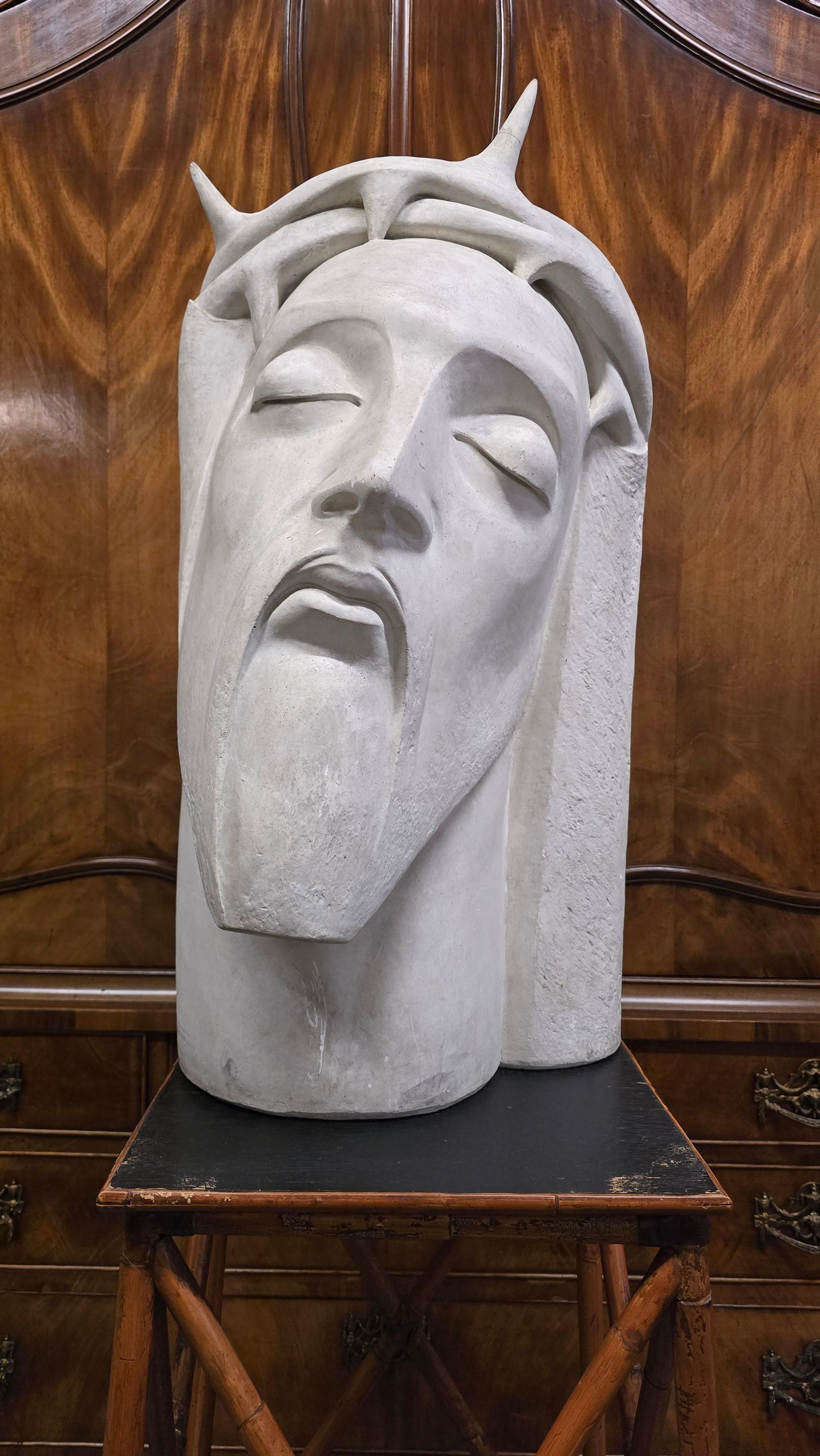 Schöne Art-Déco-Gipsbüste des Christus aus Gips von A. Gille (Handgefertigt) im Angebot