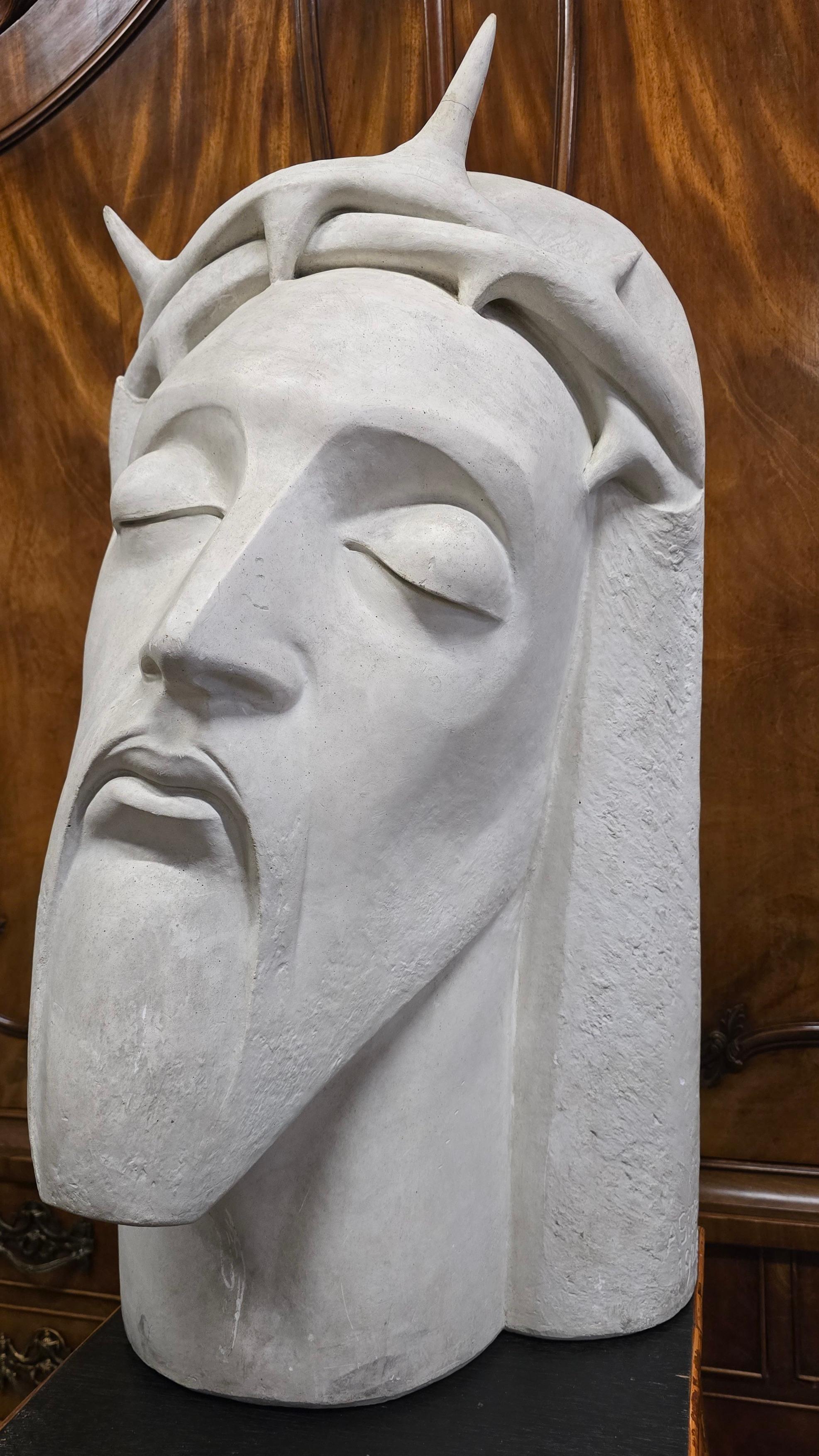 Fatto a mano Bellissimo busto di Cristo in gesso Art Deco di A. Gille in vendita