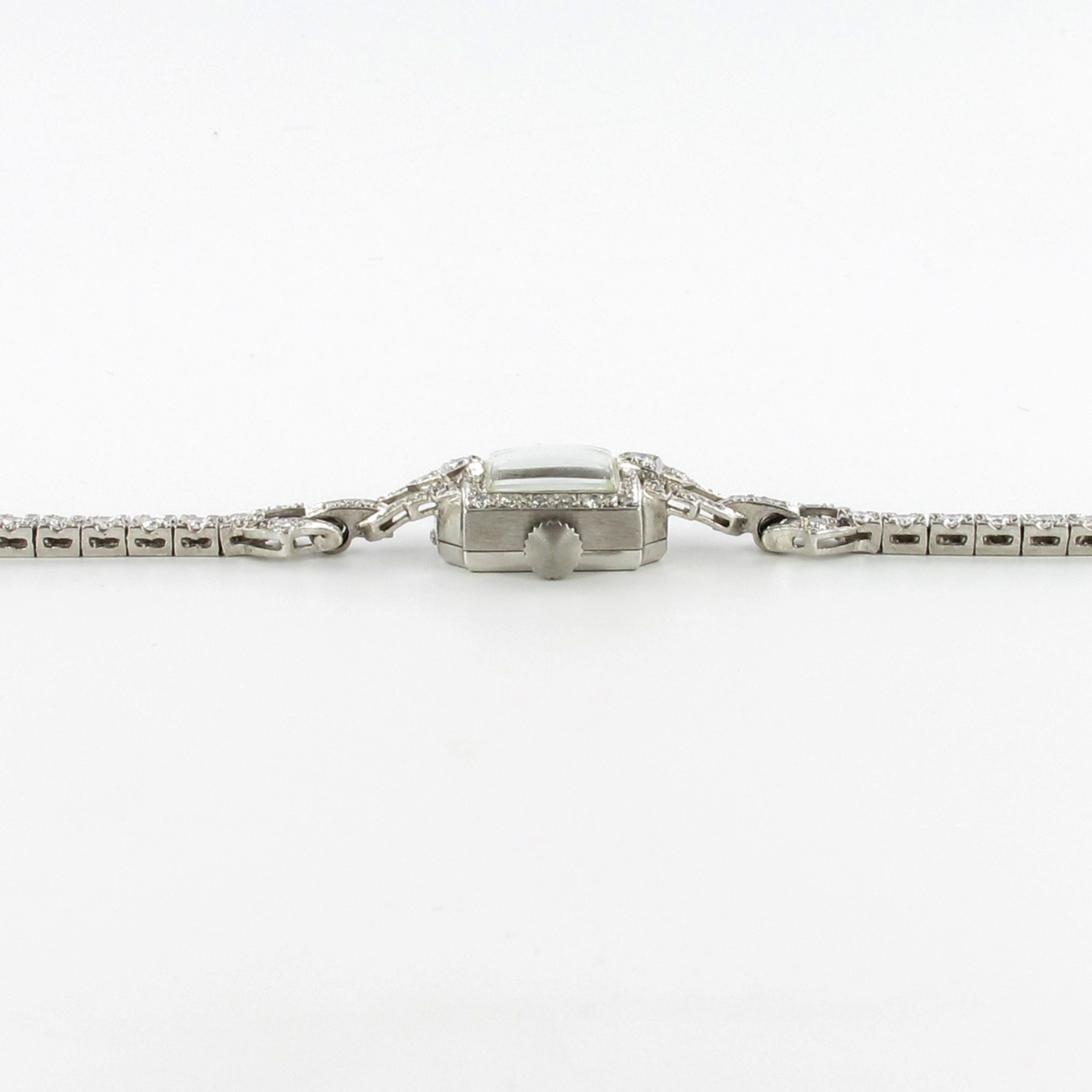 Schöne Art-Déco-Damenarmbanduhr mit Diamanten in Platin 950 1