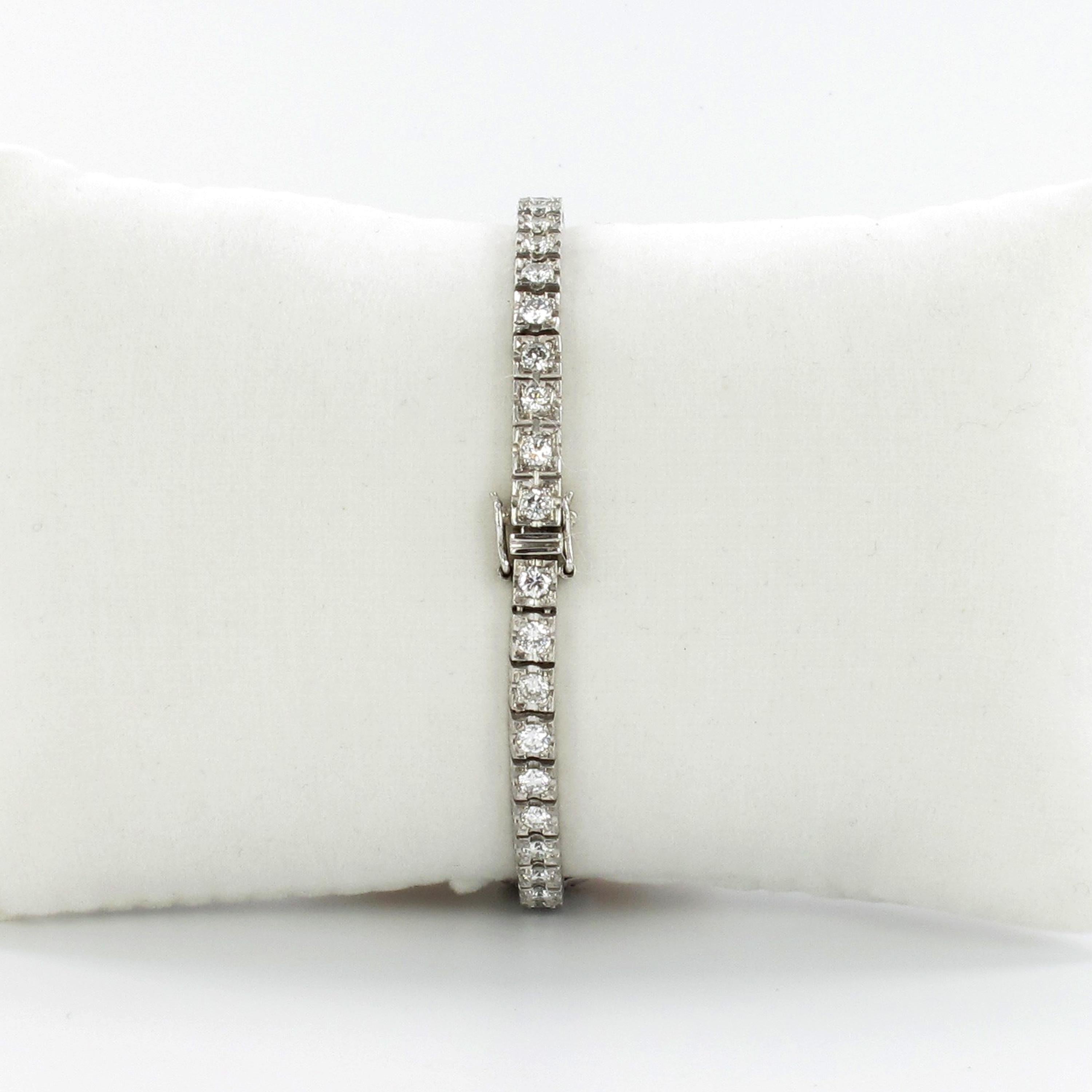 Beautiful Art Deco Style Ladies Bracelet Watch with Diamonds in Platinum 950 1