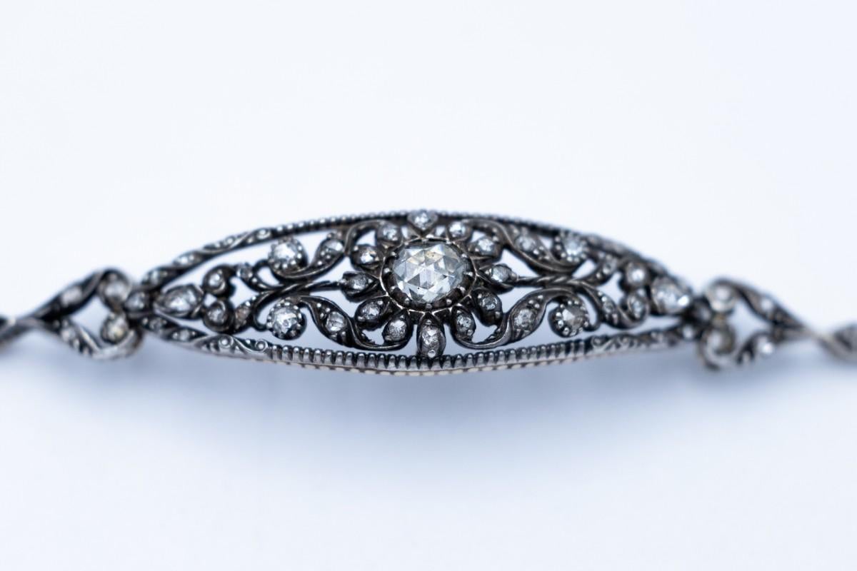 Beautiful Art Nouveau bracelet with diamonds, Scandinavia, early 20th century. For Sale 1