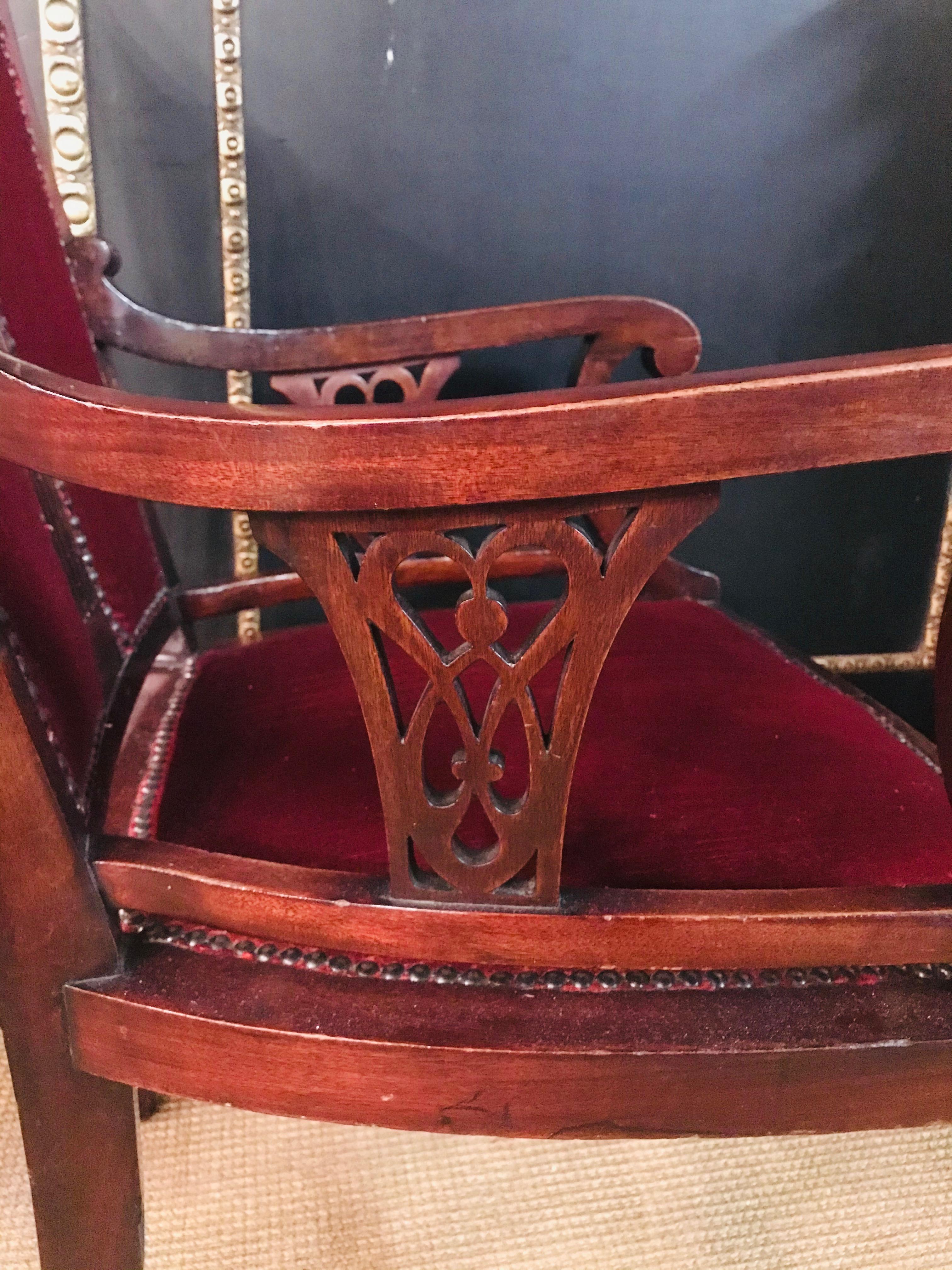 Beautiful antique red Art Nouveau or Jugendstil 20th Century Armchair mahogany  3