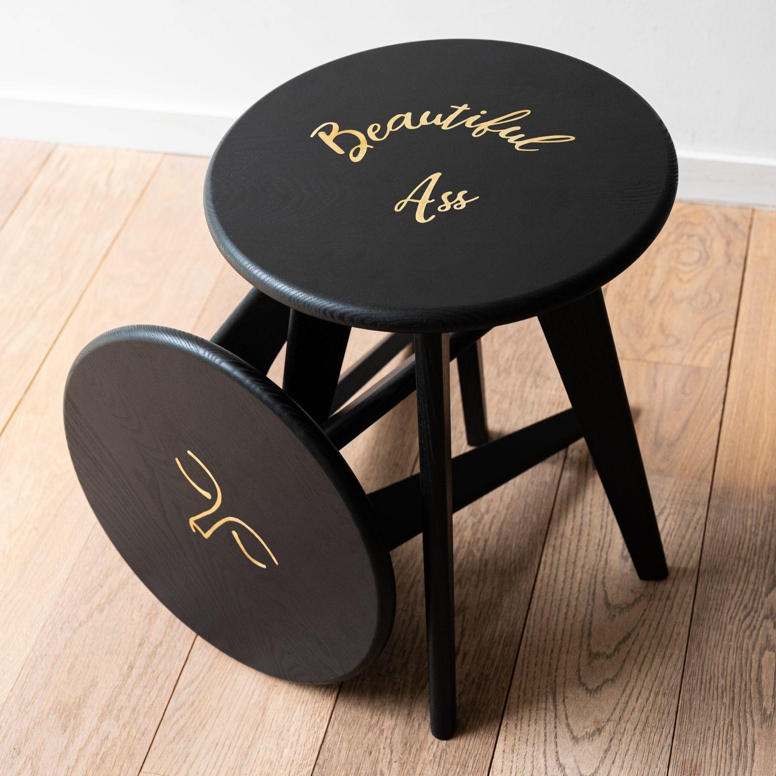 Beautiful Ass Black Stained Ash ASSY Stool by Mademoiselle Jo In New Condition For Sale In Geneve, CH