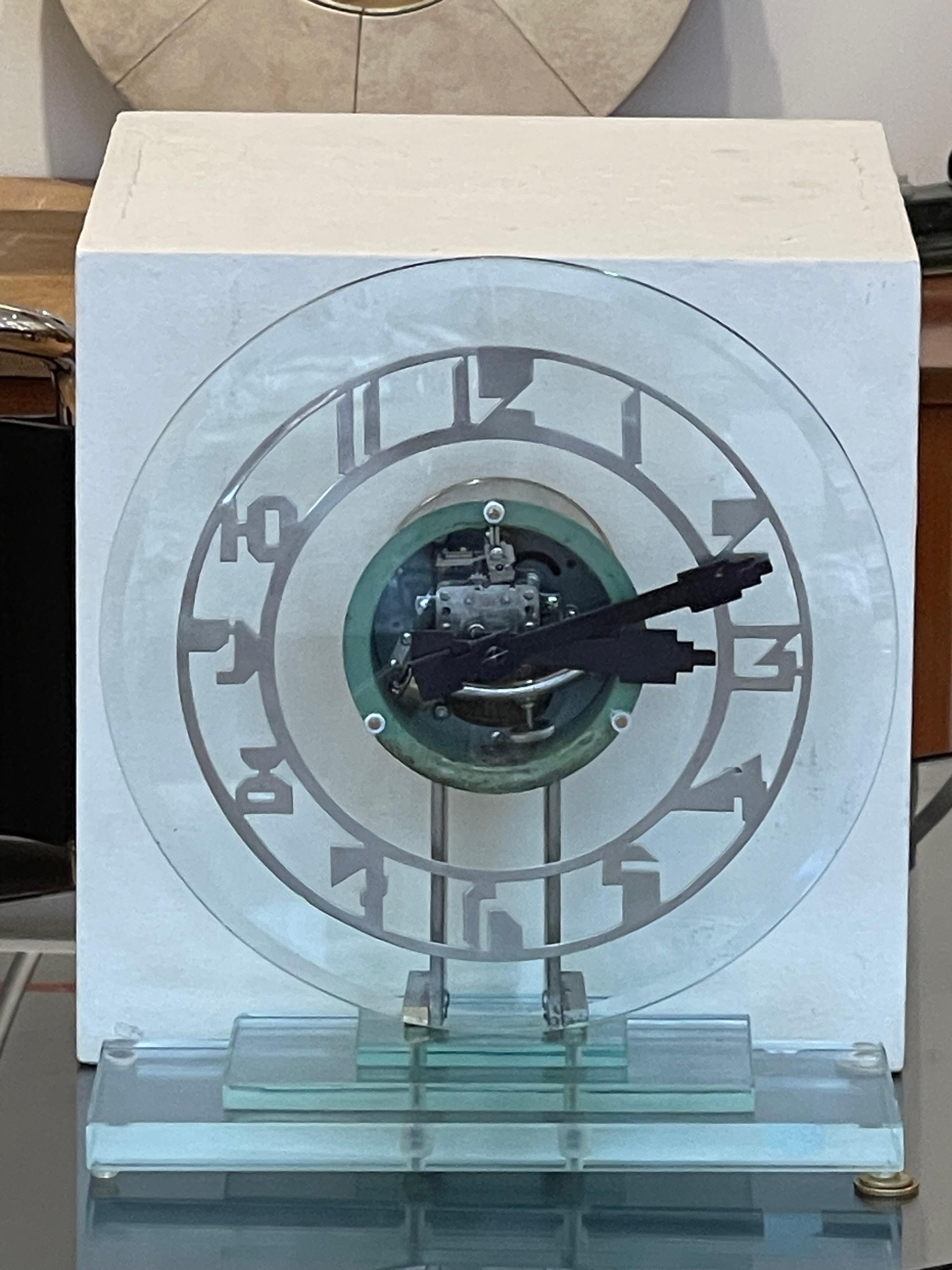 French Beautiful ATO glass transparent electric pendulum, Art Deco, France, Circa 1930 For Sale