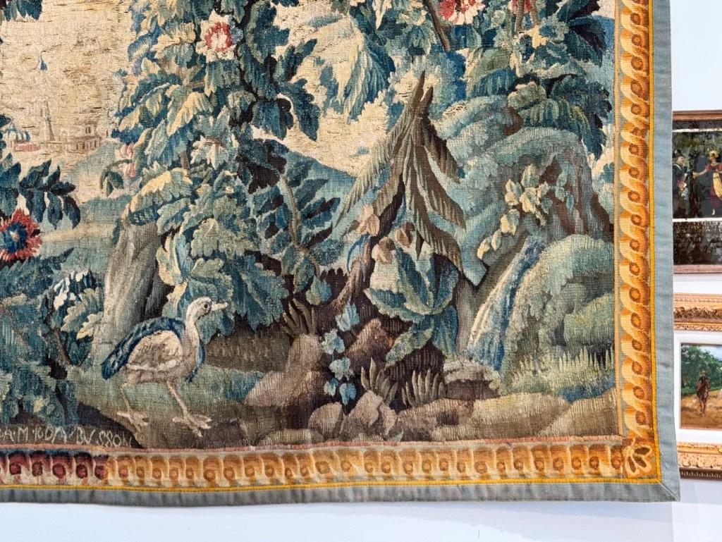 Textile Magnifique tapisserie d'Aubusson, 18e siècle, signée en vente