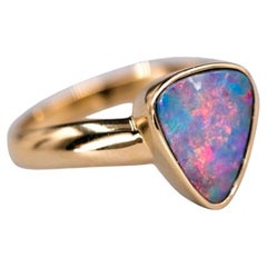 Schöner australischer Doppelt-Opal-Ring aus 14 Karat Gelbgold