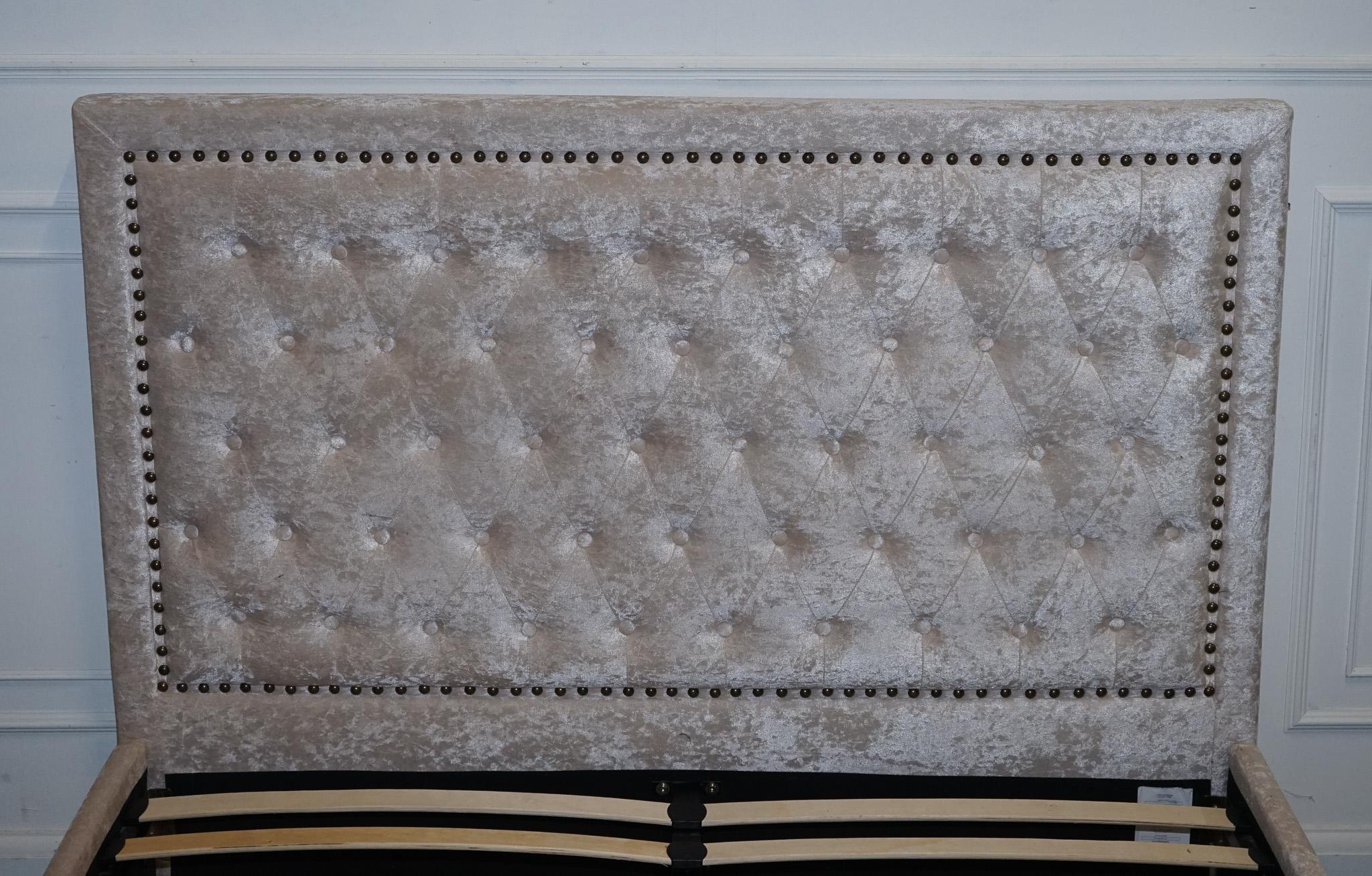 BEAUTiFUL BABY PINK VELVET DOUBLE BED Bed FRAME en vente 9