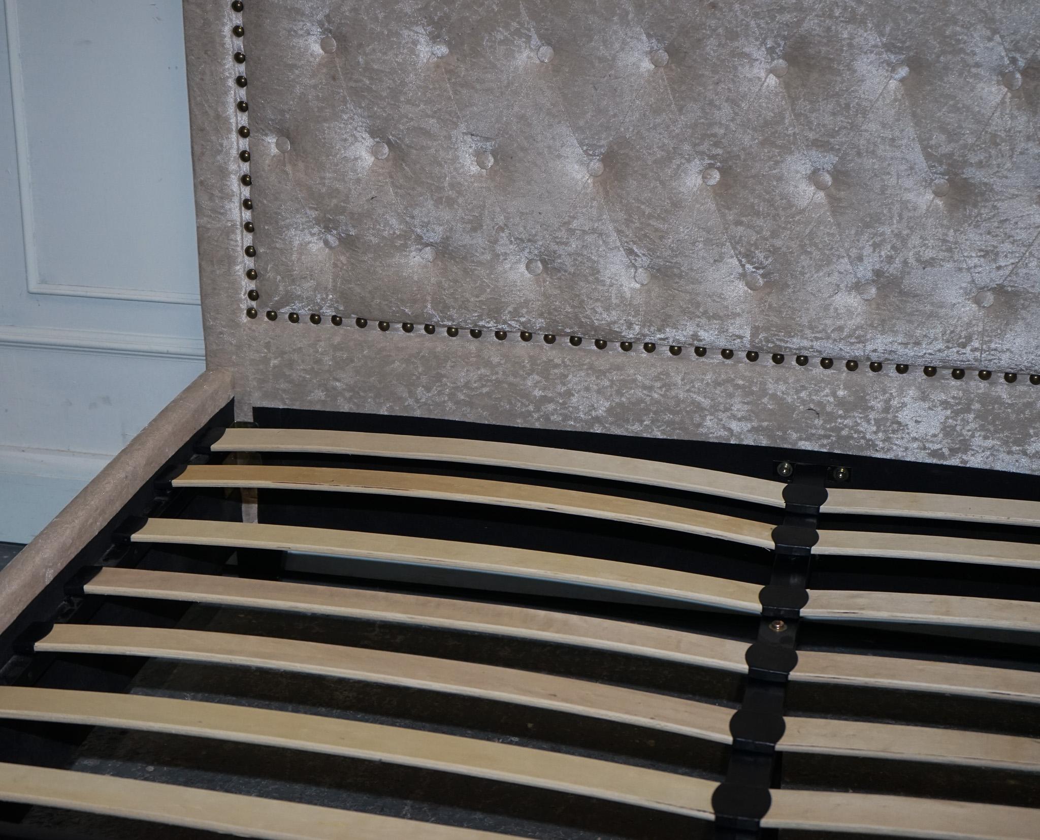 BEAUTiFUL BABY PINK VELVET DOUBLE BED Bed FRAME en vente 12