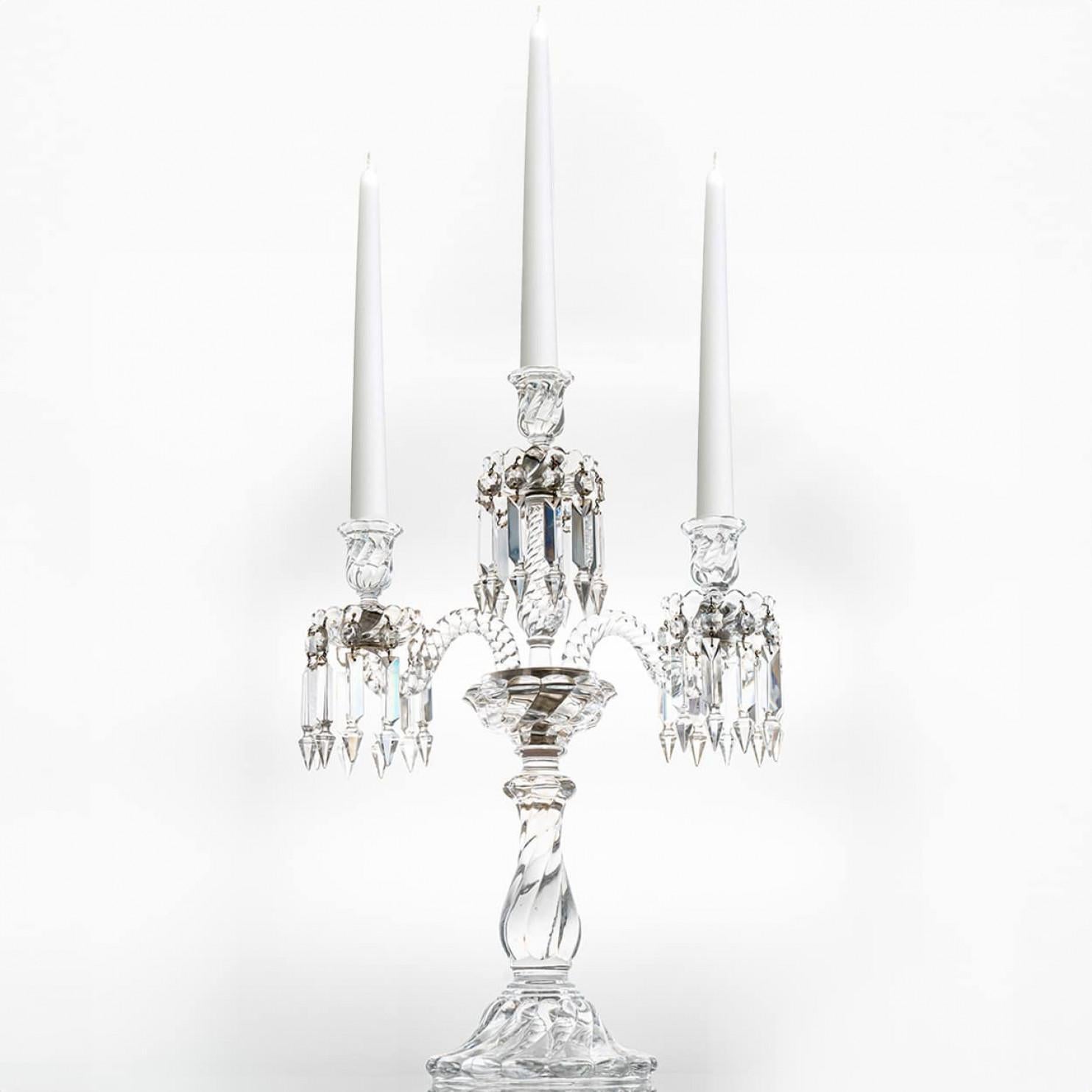 Moderno Bellissimo candelabro di cristallo trasparente Baccarat per 3 candele, Francia