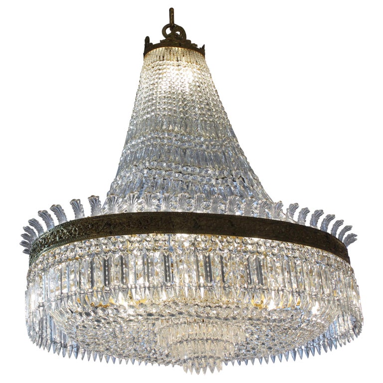 Beautiful Baccarat Crystal and oval Bronze Chandelier For Sale at 1stdibs