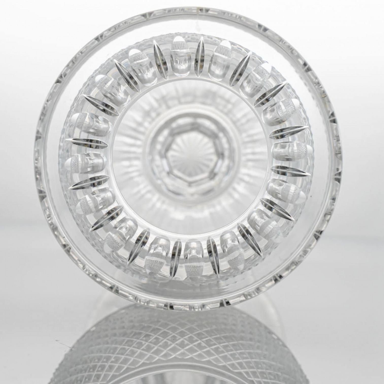 Bellissimo vaso di cristallo trasparente Baccarat Diamond Balustre , Francia in vendita 2