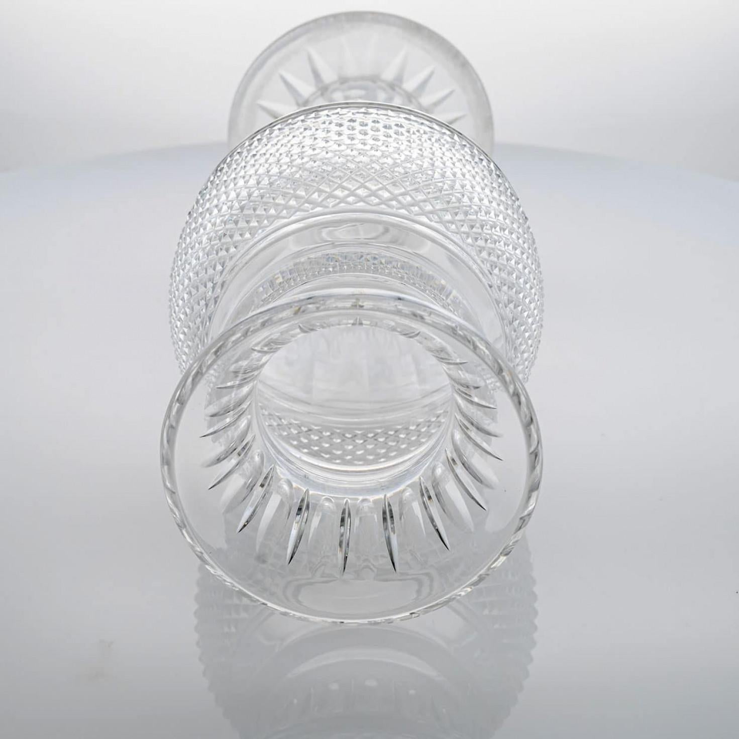 Bellissimo vaso di cristallo trasparente Baccarat Diamond Balustre , Francia in vendita 3