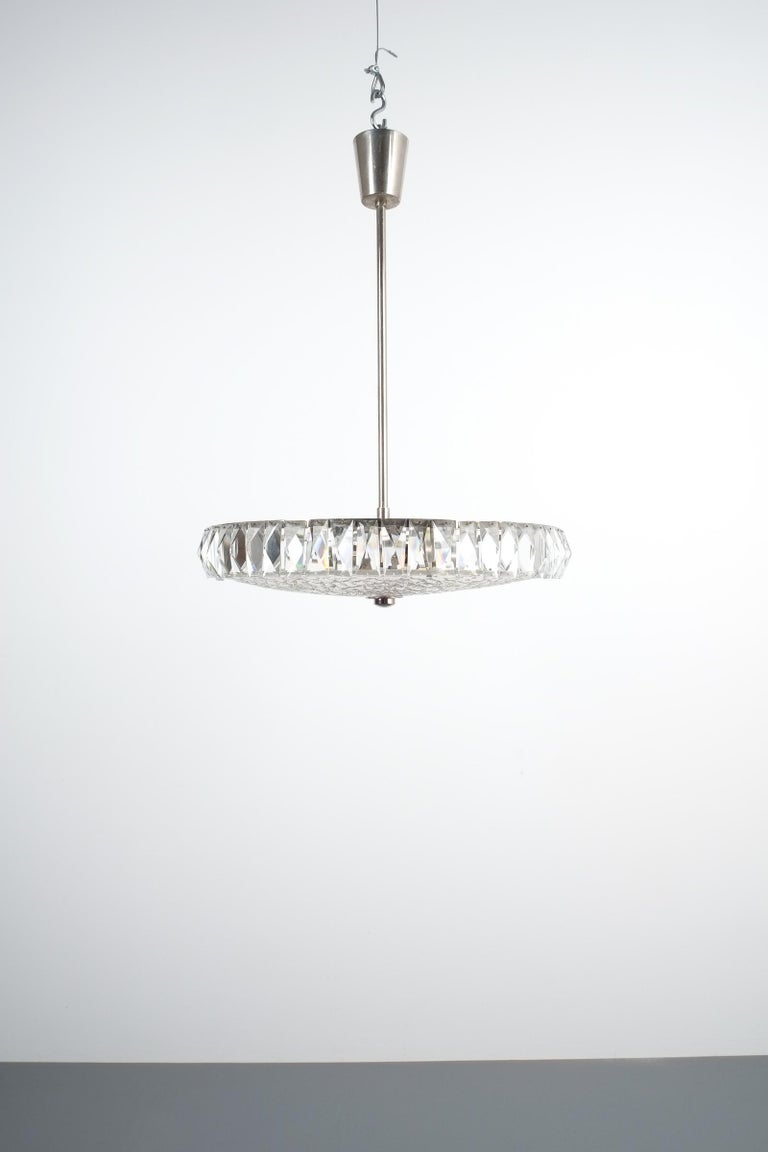 Mid-Century Modern Beautiful Bakalowits Dome Crystal Glass Chandelier, Austria, circa 1955 For Sale