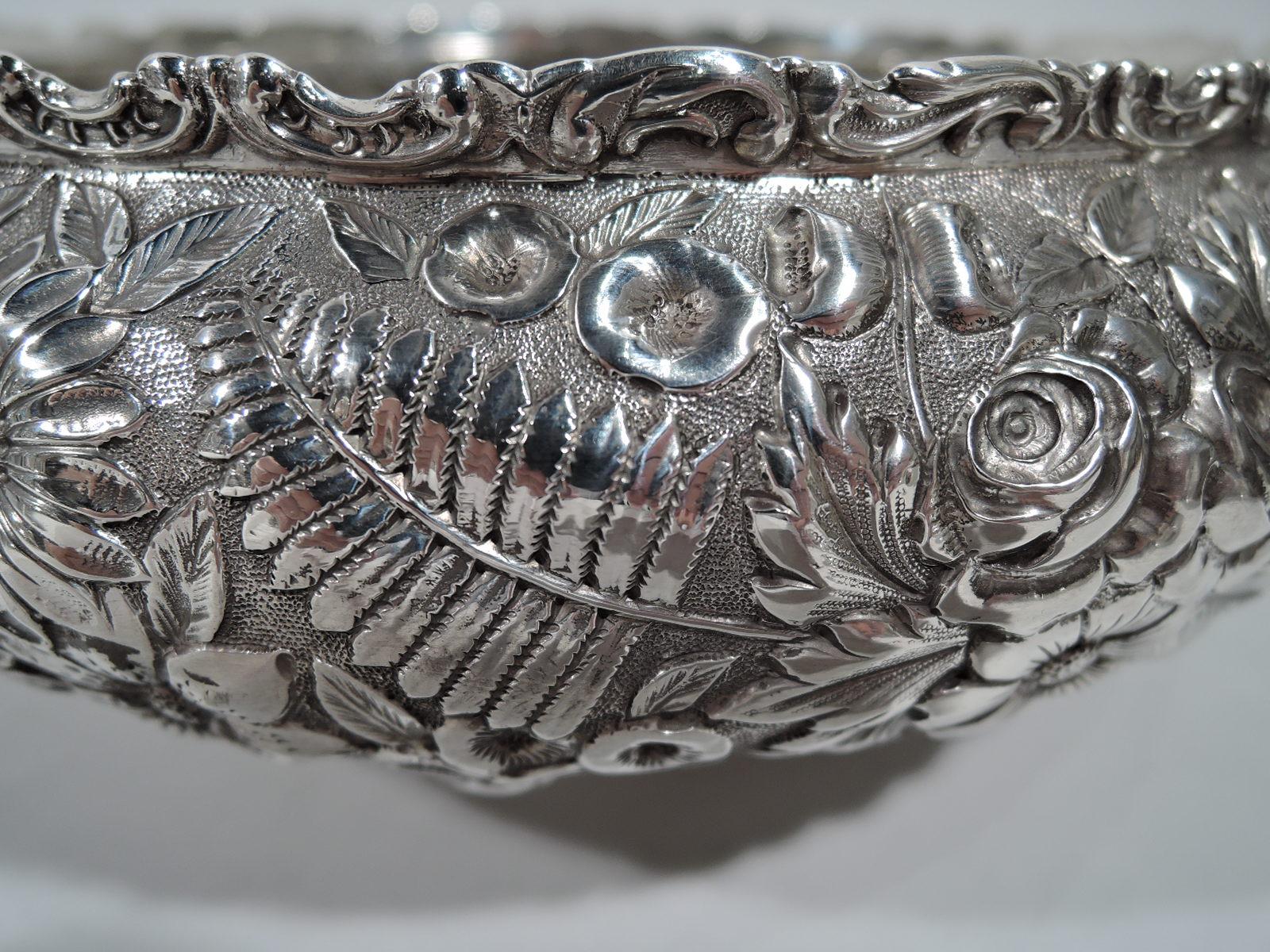 Beautiful Baltimore Repousse Sterling Silver Bowl by Jacobi & Jenkins In Excellent Condition In New York, NY