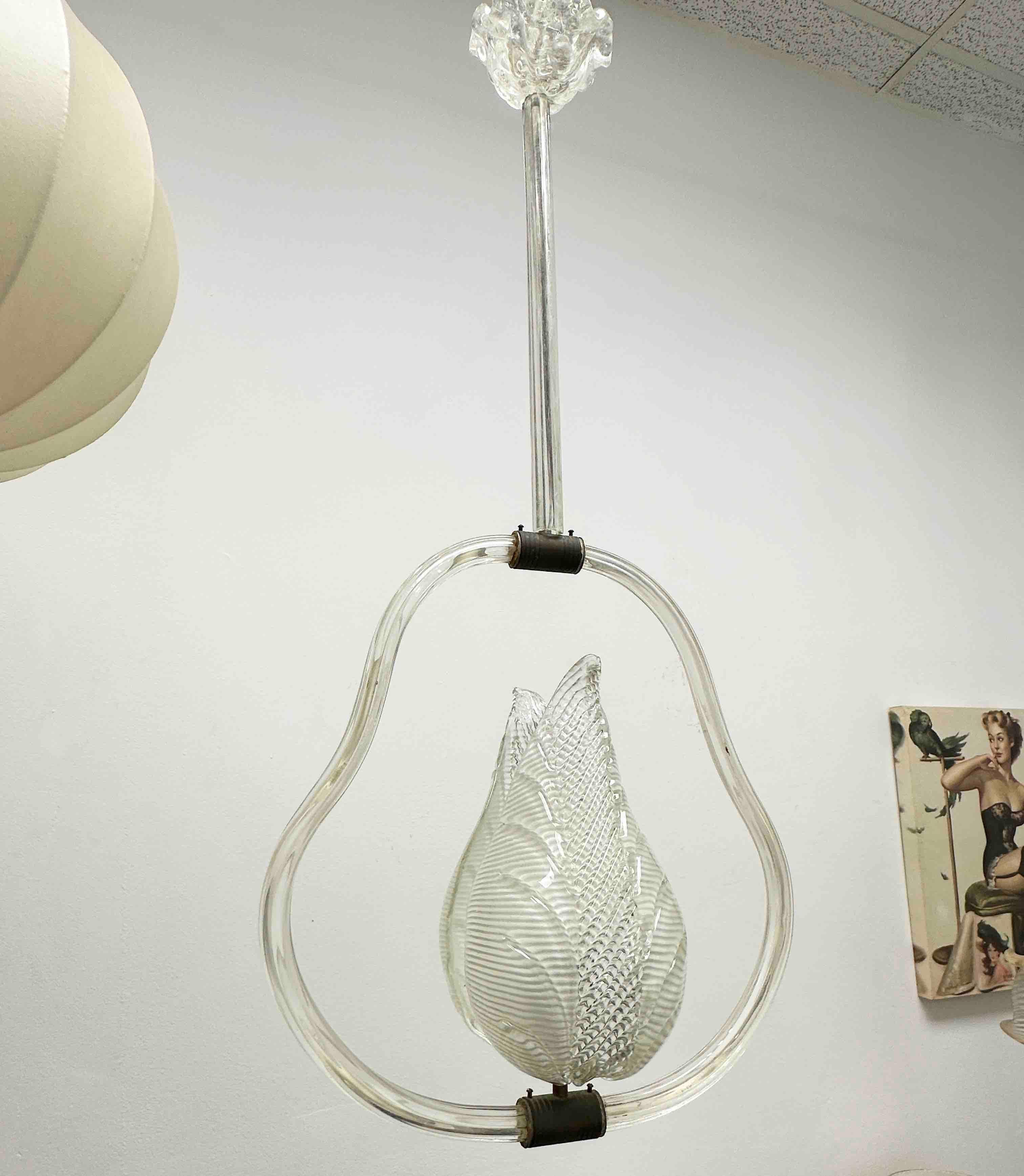 Neoclassical Revival Beautiful Barovier Toso Pendant Light Chandelier Murano Glass Basket, 1940s