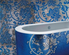 Preciosa Bañera con Decoración Artística de Mosaico de Platino