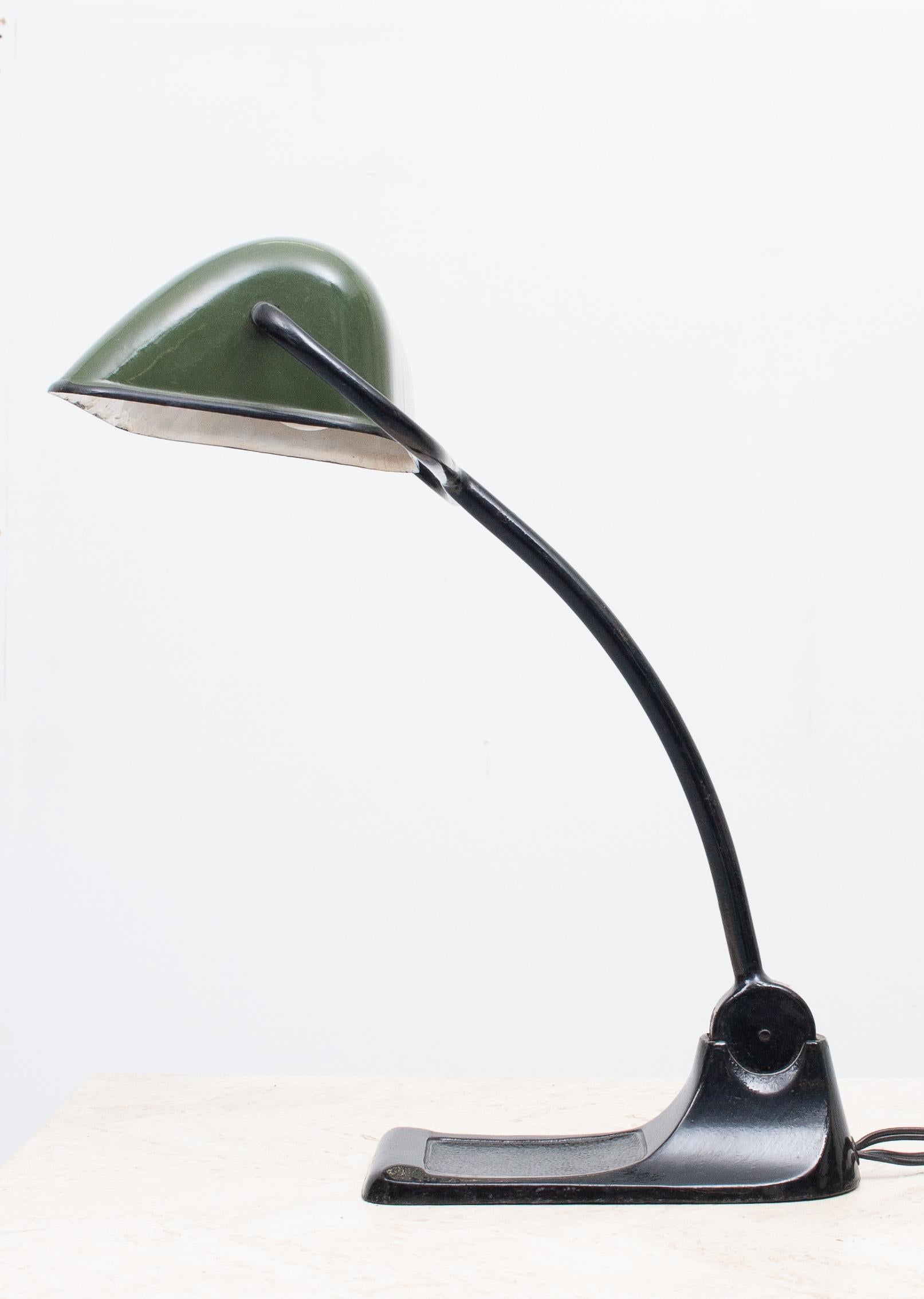 Beautiful Bauhaus Desk Lamp / Notary Lamp by BUR, Germany, Circa 1920 In Good Condition In Den Haag, NL