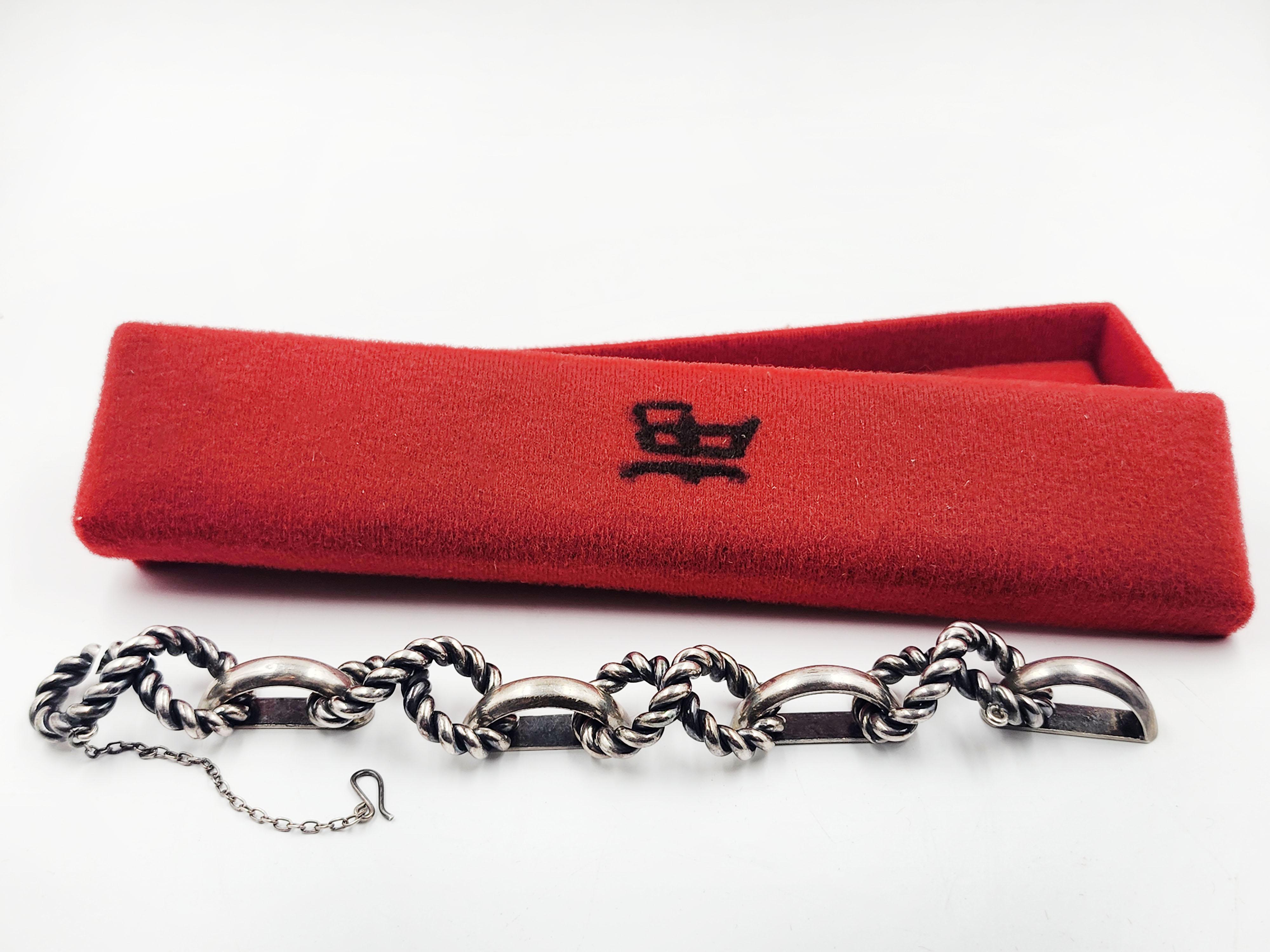 Post-Modern Beautiful Belgiorno silver bracelet from the 70s For Sale