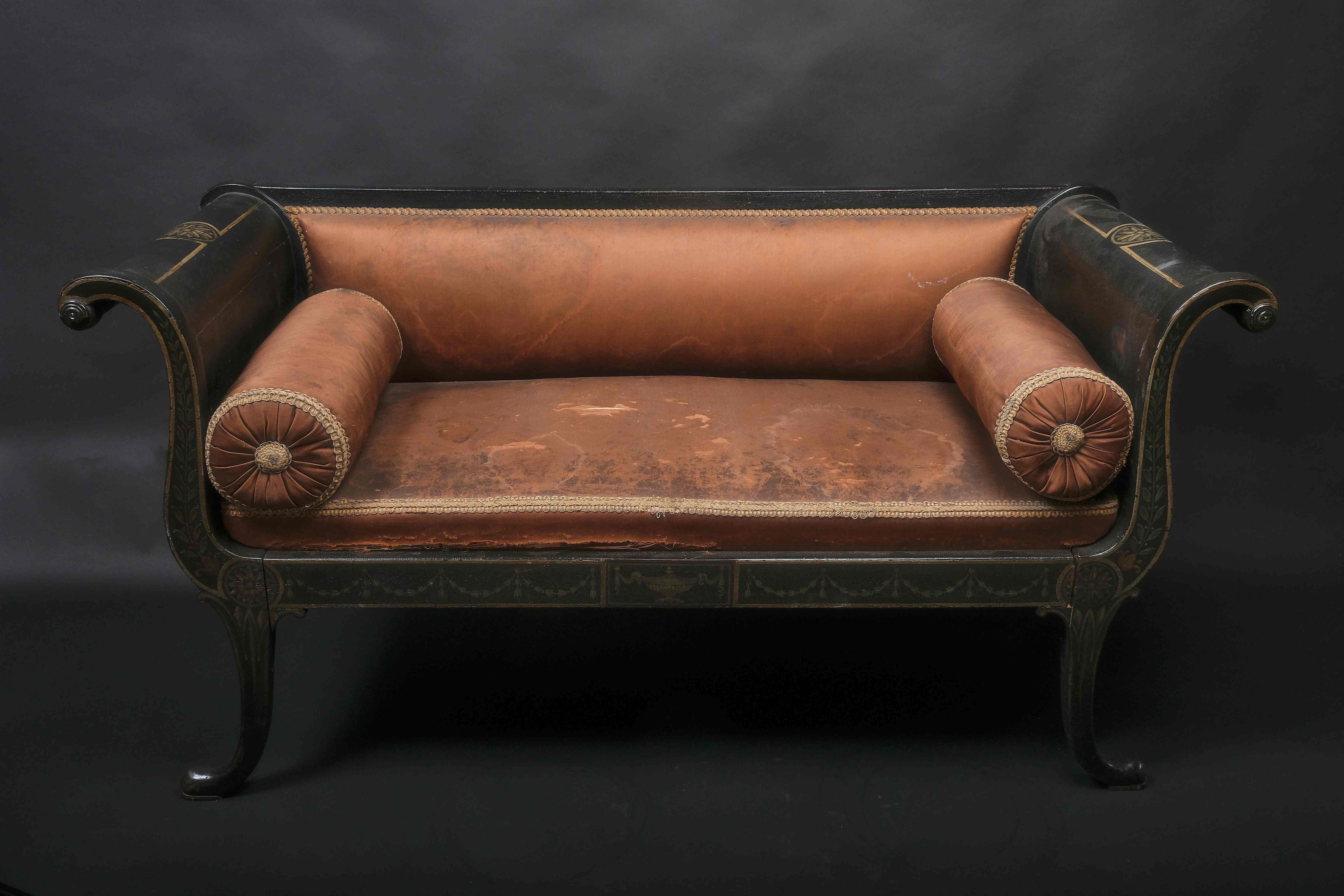 An elegant Gondola-shaped bench with flared padfeet. Floral painting in grisaille on black lacquer. Upholstered seat with padded side wheels. With its not too large size it fits nearly every situation wether in an appartment or house. Elegant and