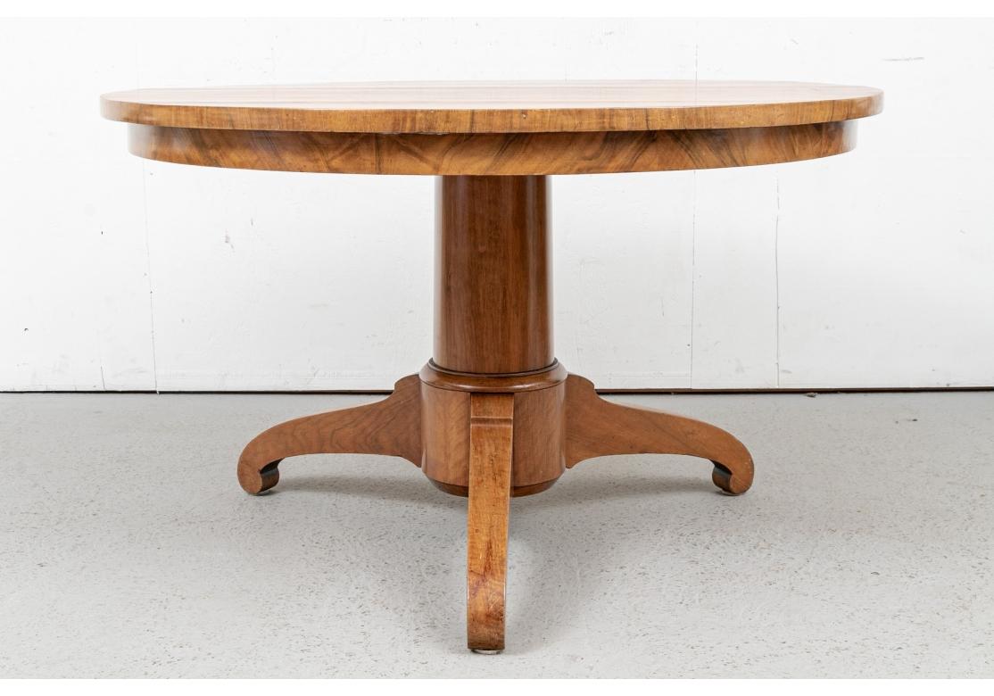 Beautiful Biedermeier Figured Wood Circular Dining Or Center Table  For Sale 8