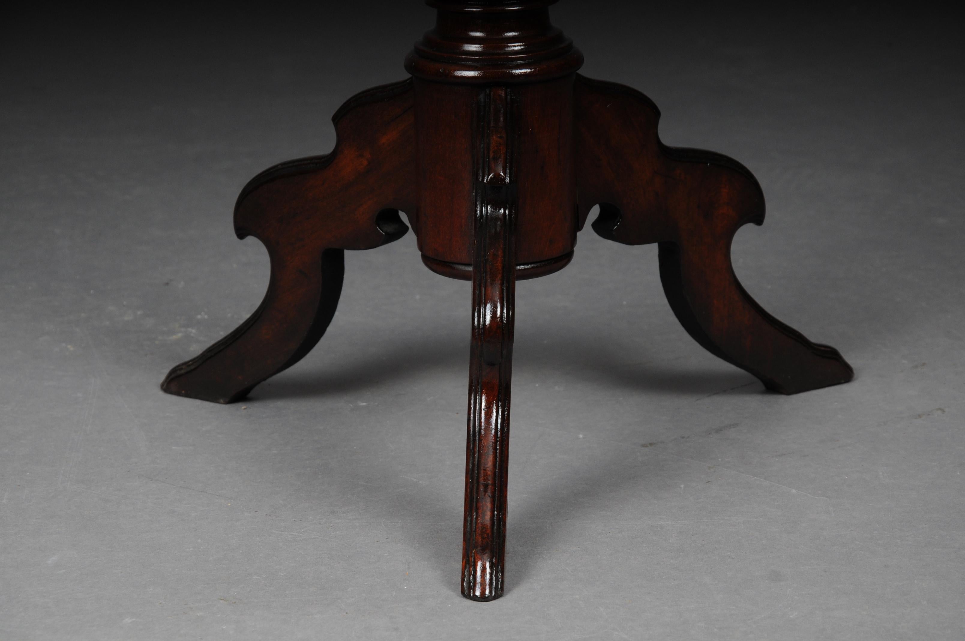 Magnifique table d'appoint Biedermeier en acajou, vers 1860 en vente 4