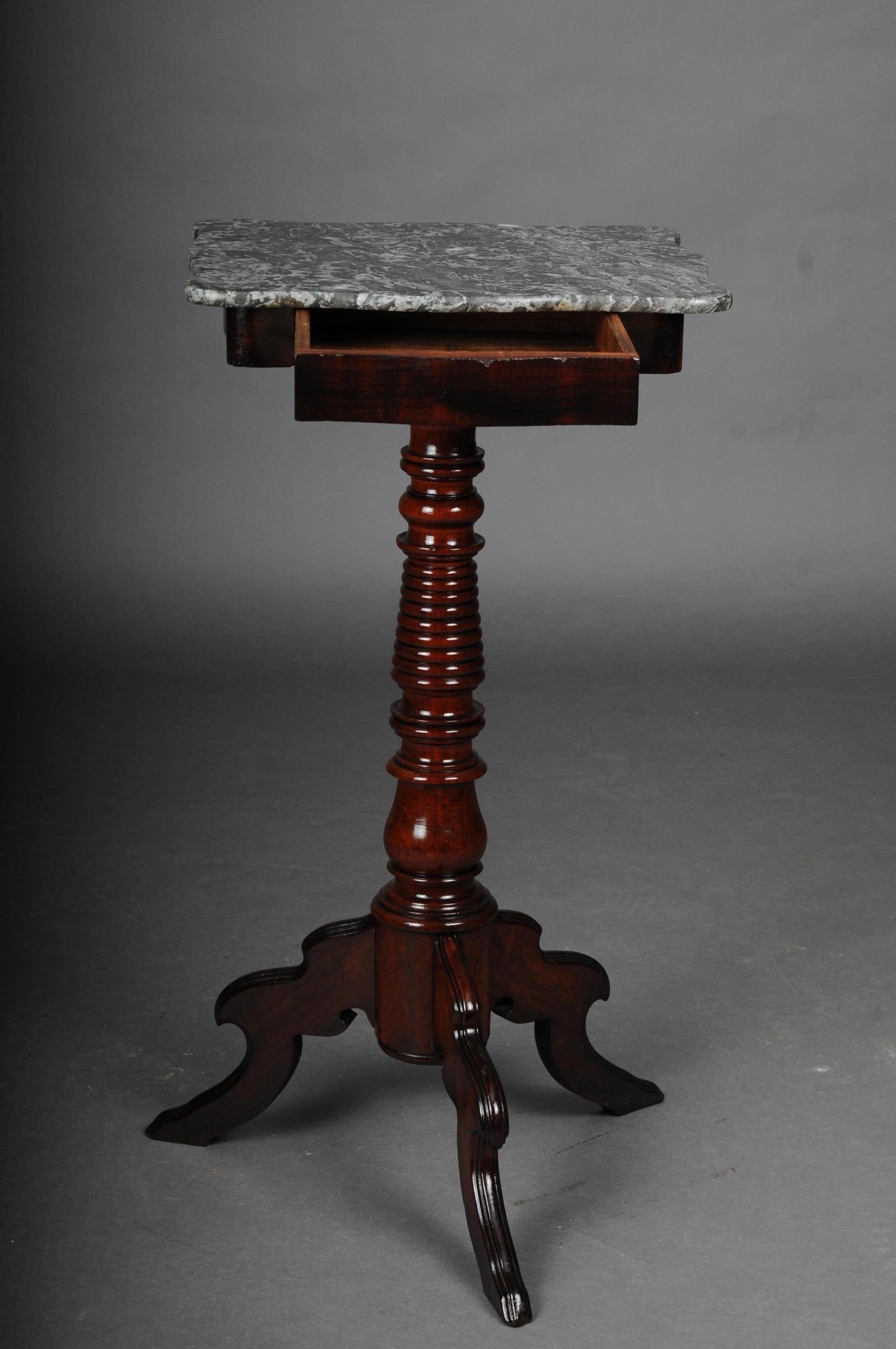 Beautiful Biedermeier Side Table Mahogany, circa 1860 In Good Condition For Sale In Berlin, DE