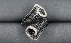 Beautiful Black and White 3.50 ct Diamond Cocktail Ring Beautiful Black and White 3.50 ct Diamond Cocktail Ring