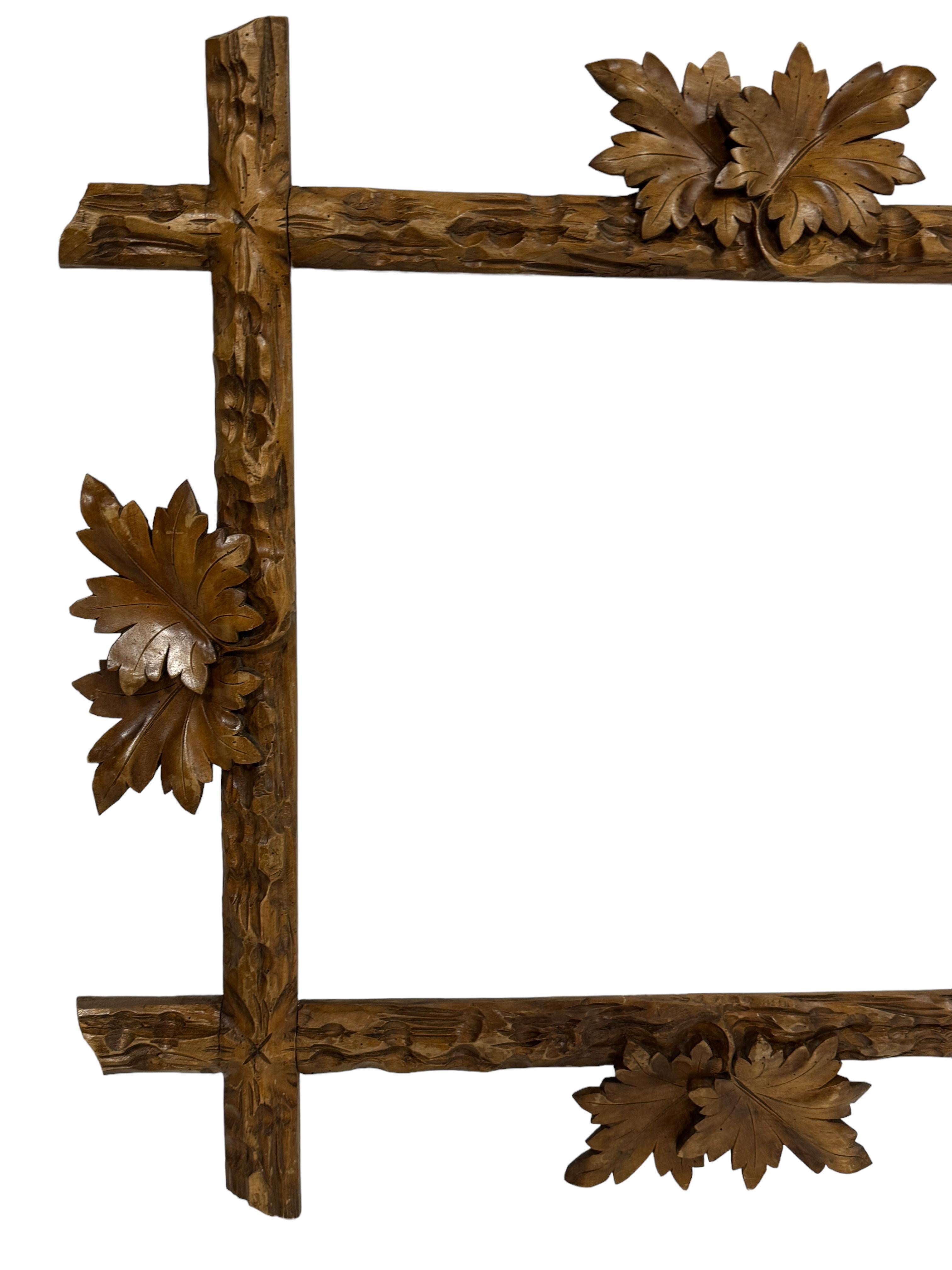 Beautiful Black Forest Frame Antique Brienz Folk Art, 1890s In Good Condition In Nuernberg, DE