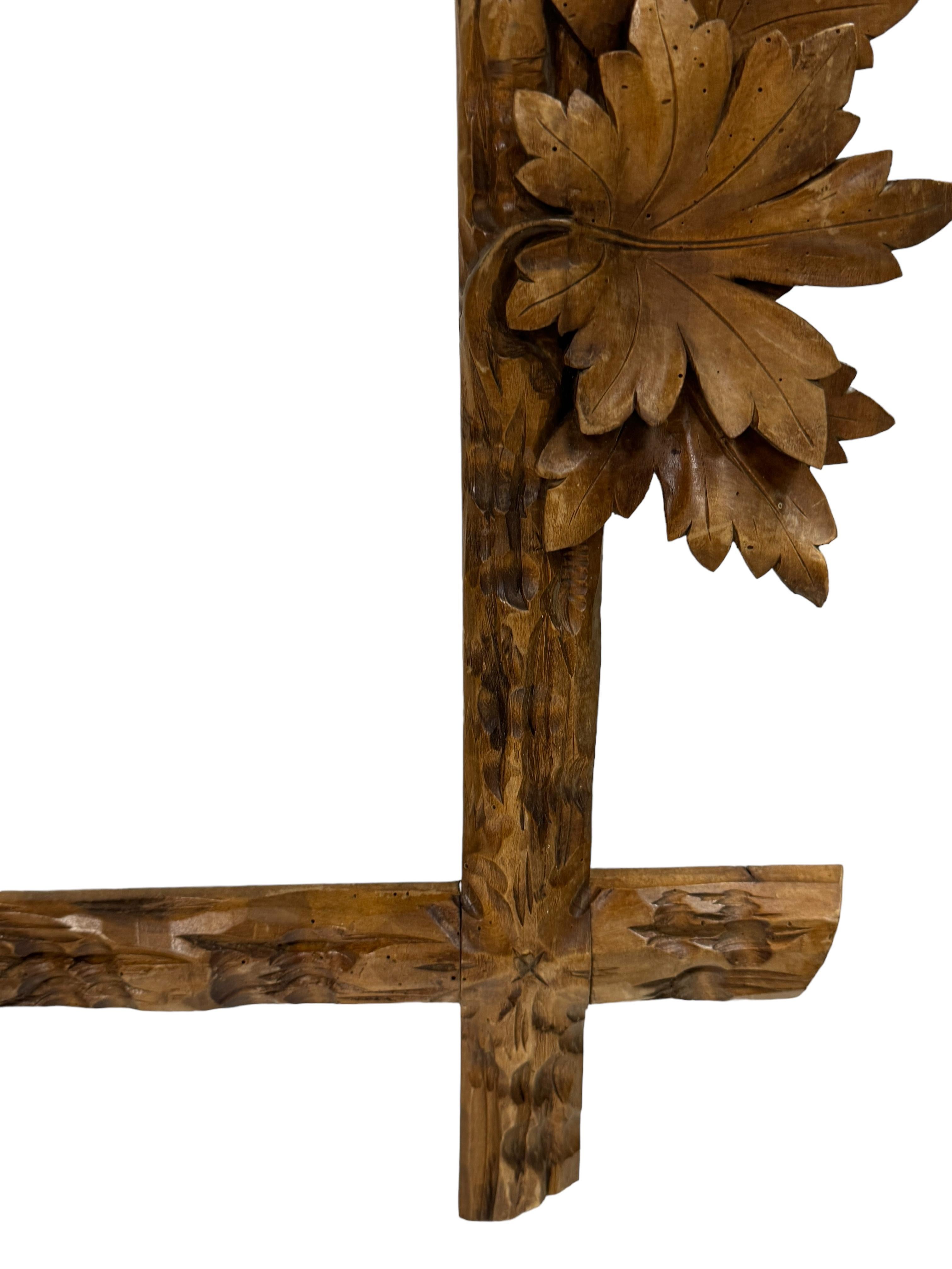 Beautiful Black Forest Frame Antique Brienz Folk Art, 1890s 1