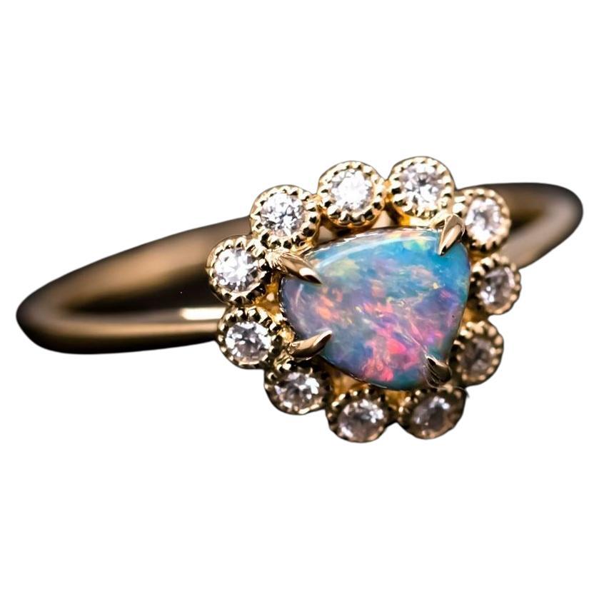 Beautiful Black Opal & Halo Diamond Engagement Ring 18K Yellow Gold For Sale
