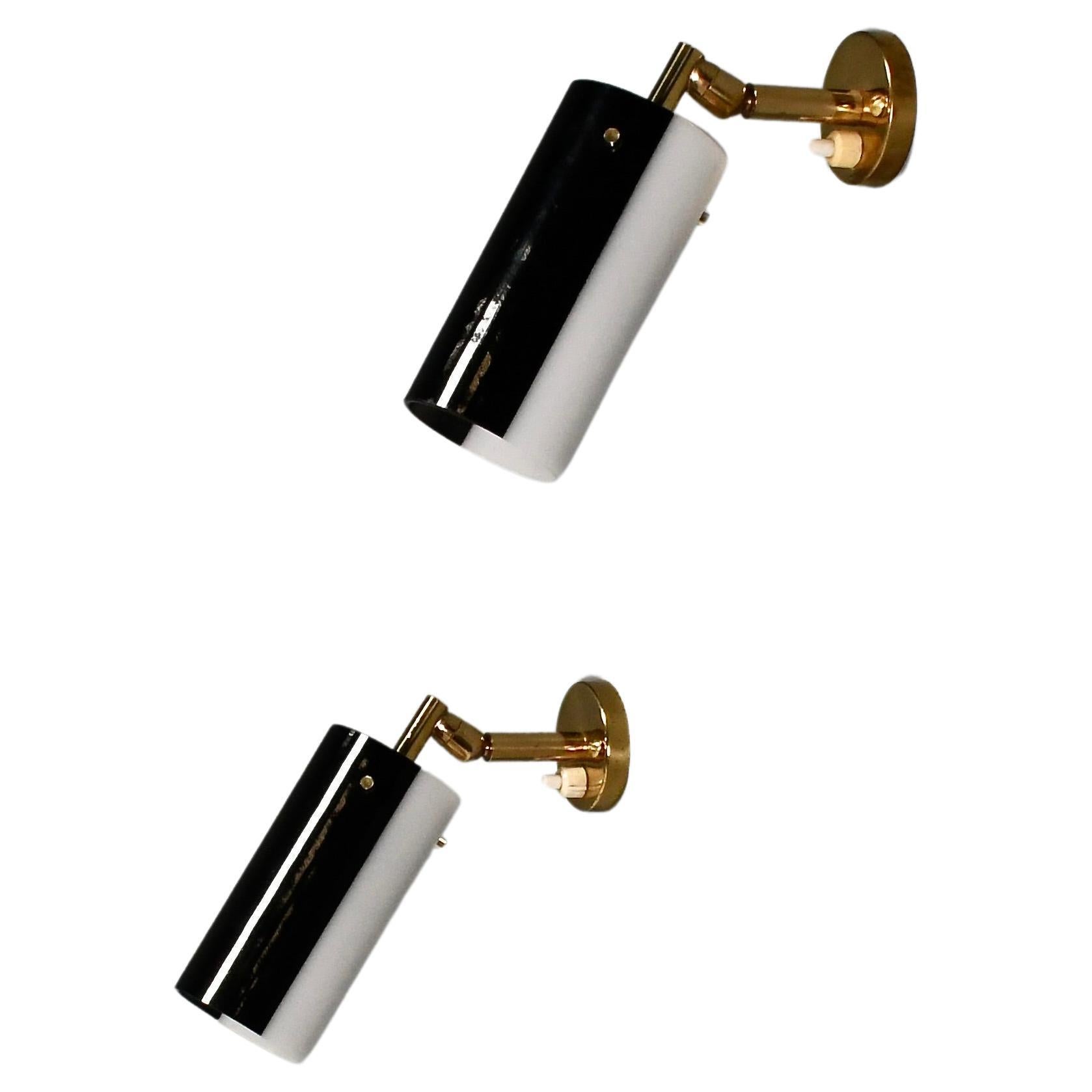 Beautiful Black/White Perspex and Brass Sconces by Stillux, Italy 1960s For Sale