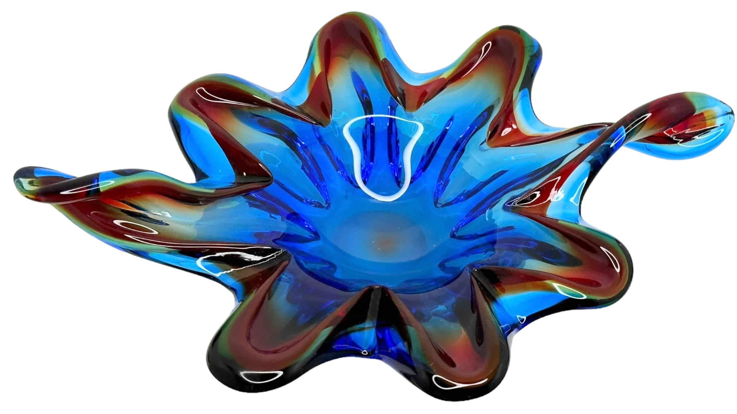 Mid-20th Century Beautiful Blue and red Murano Glass Bowl Catchall Vintage, Italy, 1960s For Sale
