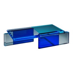 Schöner blauer Couchtisch von Charly Bounan