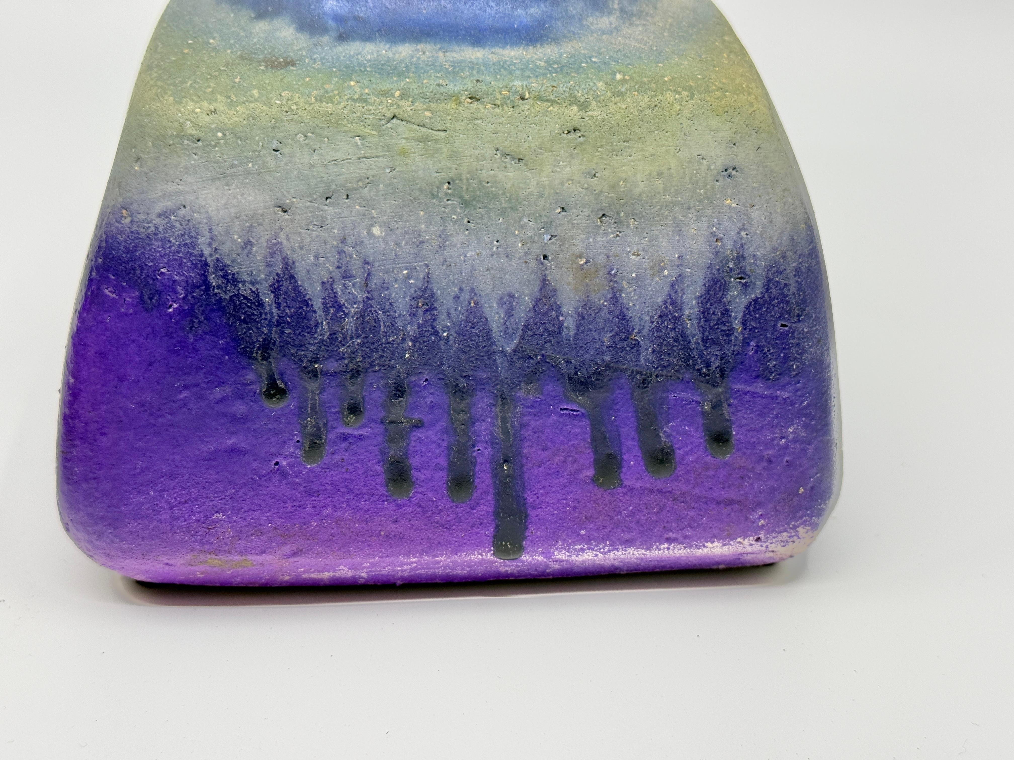 Precioso jarrón cuadrado Fantoni esmaltado azul goteado Italiano en venta