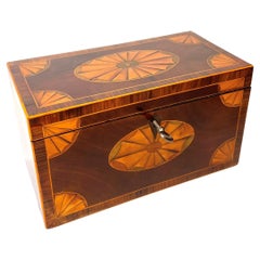 Beautiful Box with Elegant Marquetry Inlays from the Early 19th Century