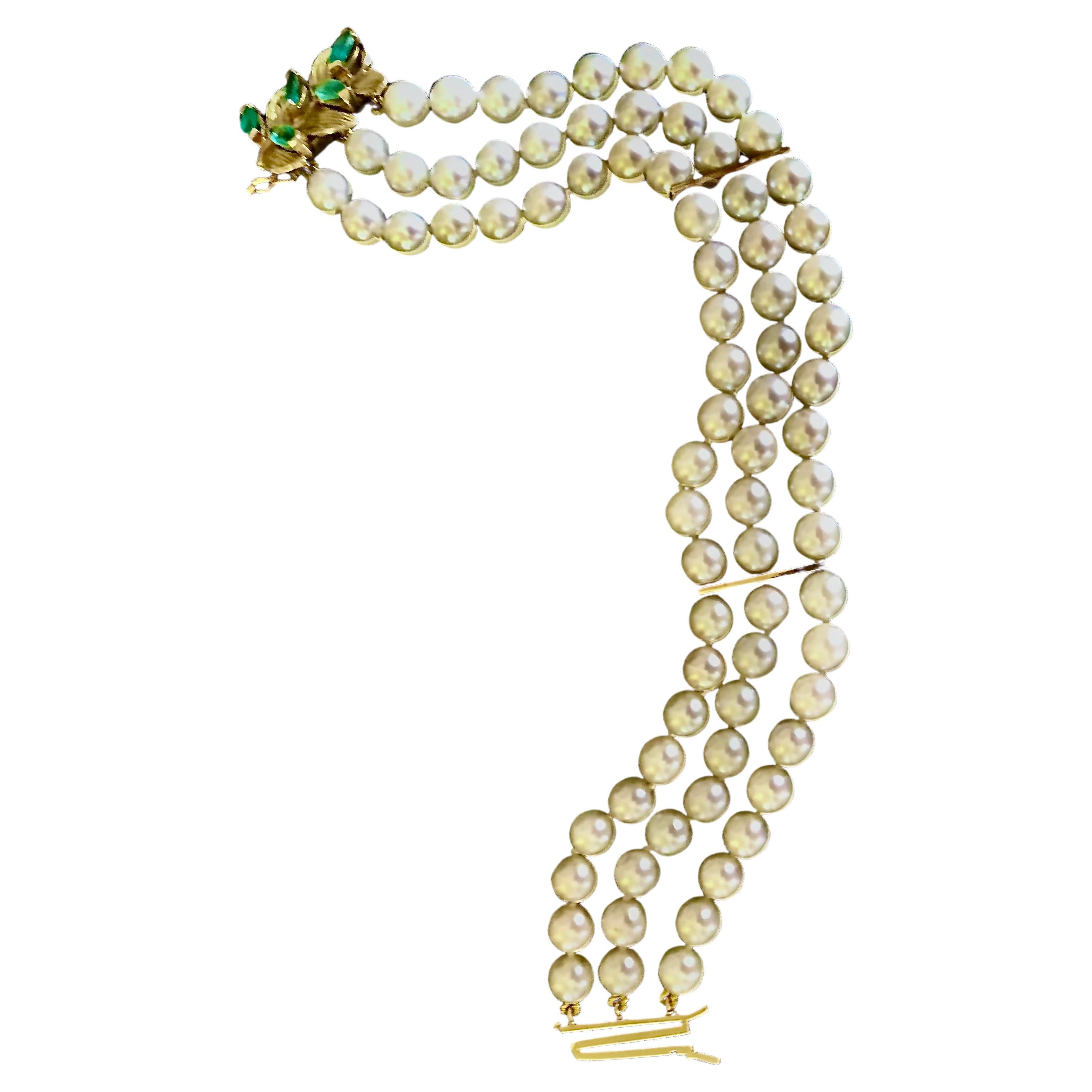 Magnifique bracelet avec 3 rangées de perles de culture rondes exceptionnelles de haute qualité en vente