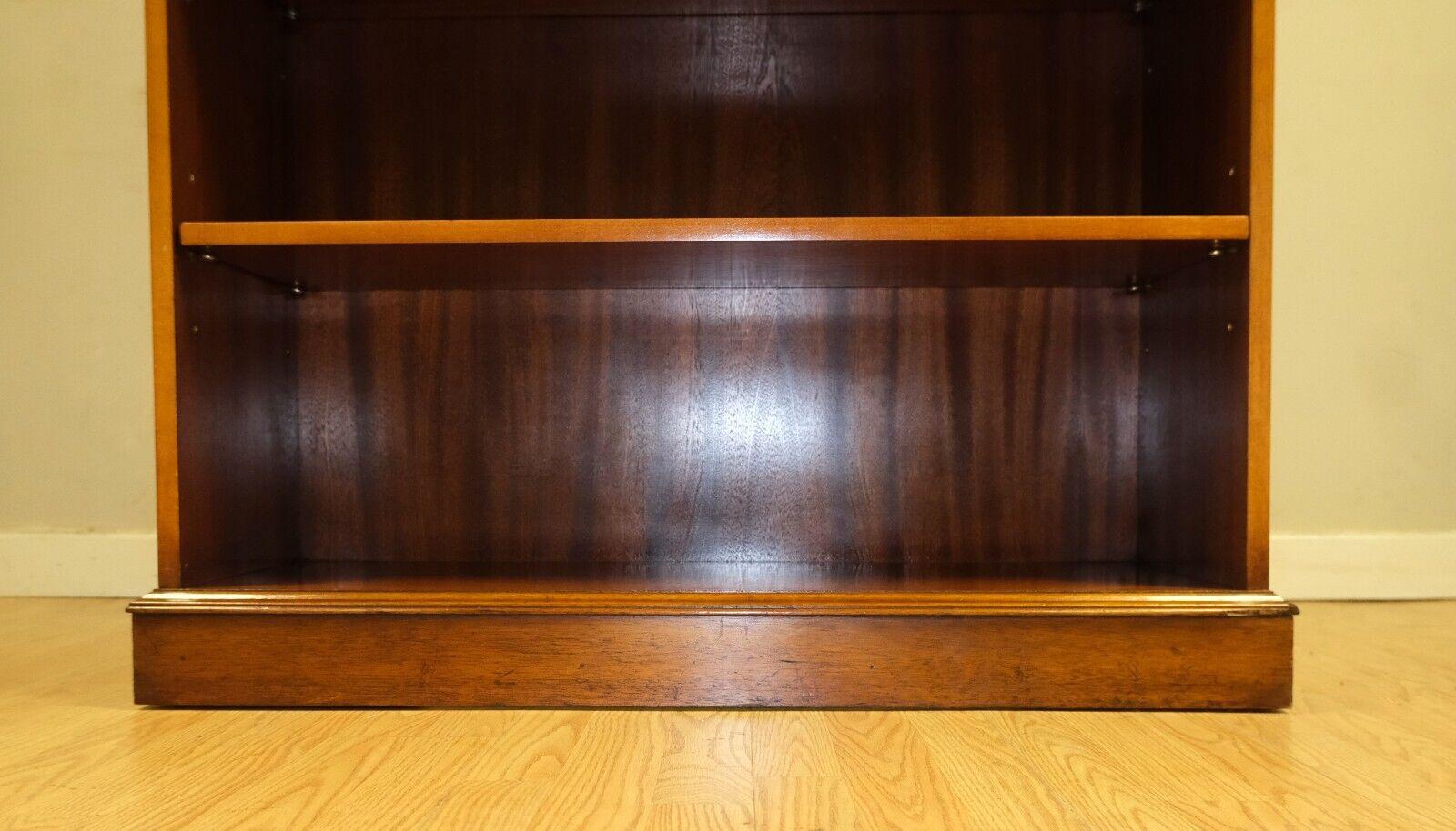 Yew BEAUTIFUL BRADLEY BURR YEW WOOD LOW OPEN BOOKCASE WiTH PAIR ADJUSTABLE SHELVES For Sale