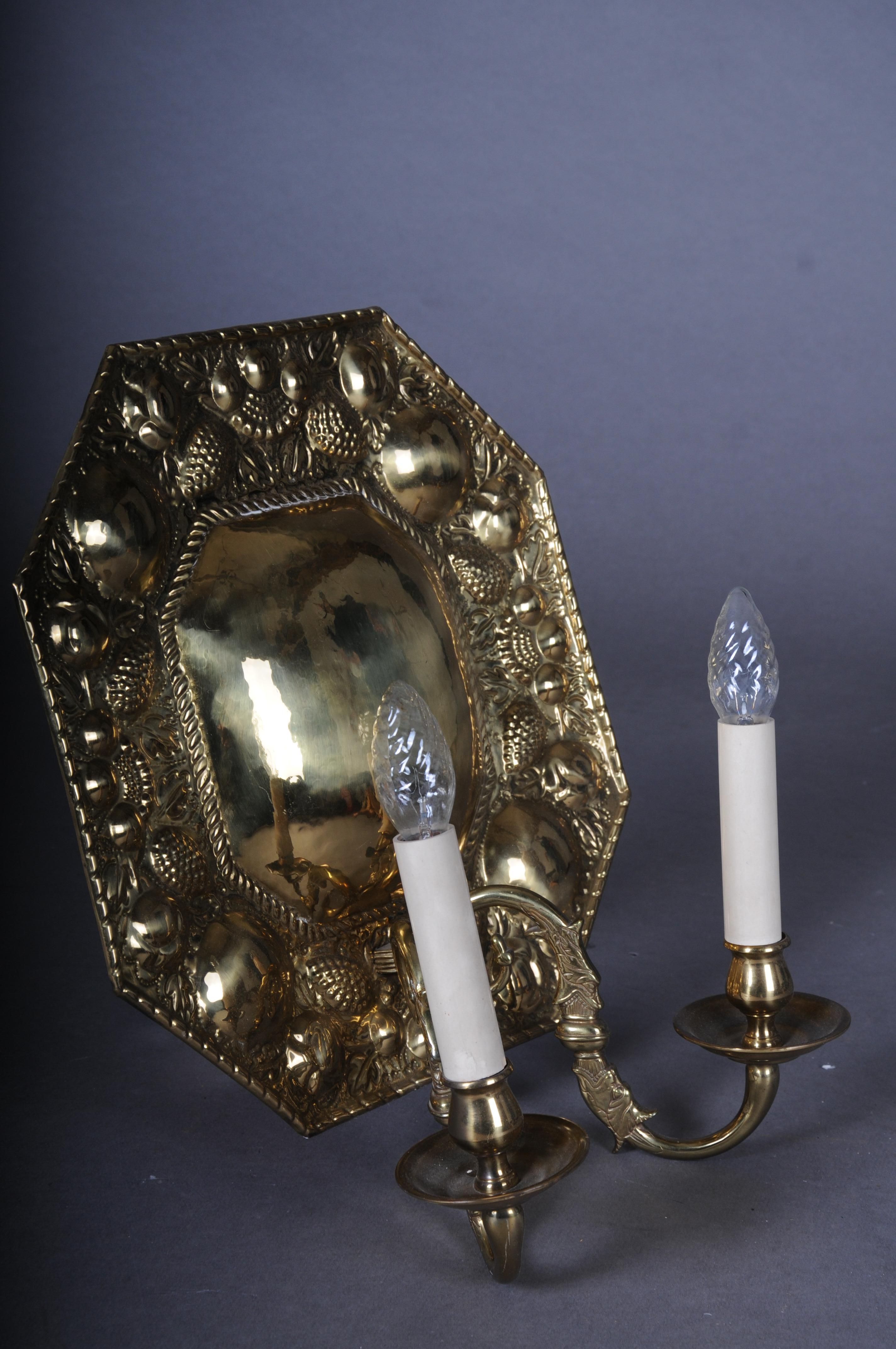 Beautiful brass Blaker/Sconce, England circa 1900, electrified For Sale 2