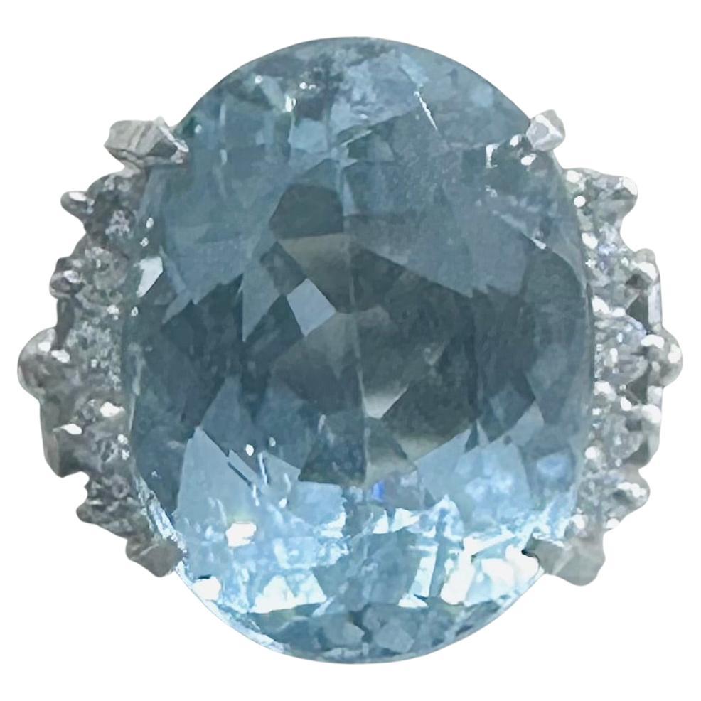 Beautiful Brazil 5.50ct Aquamarine & Diamond Platinum Ring For Sale