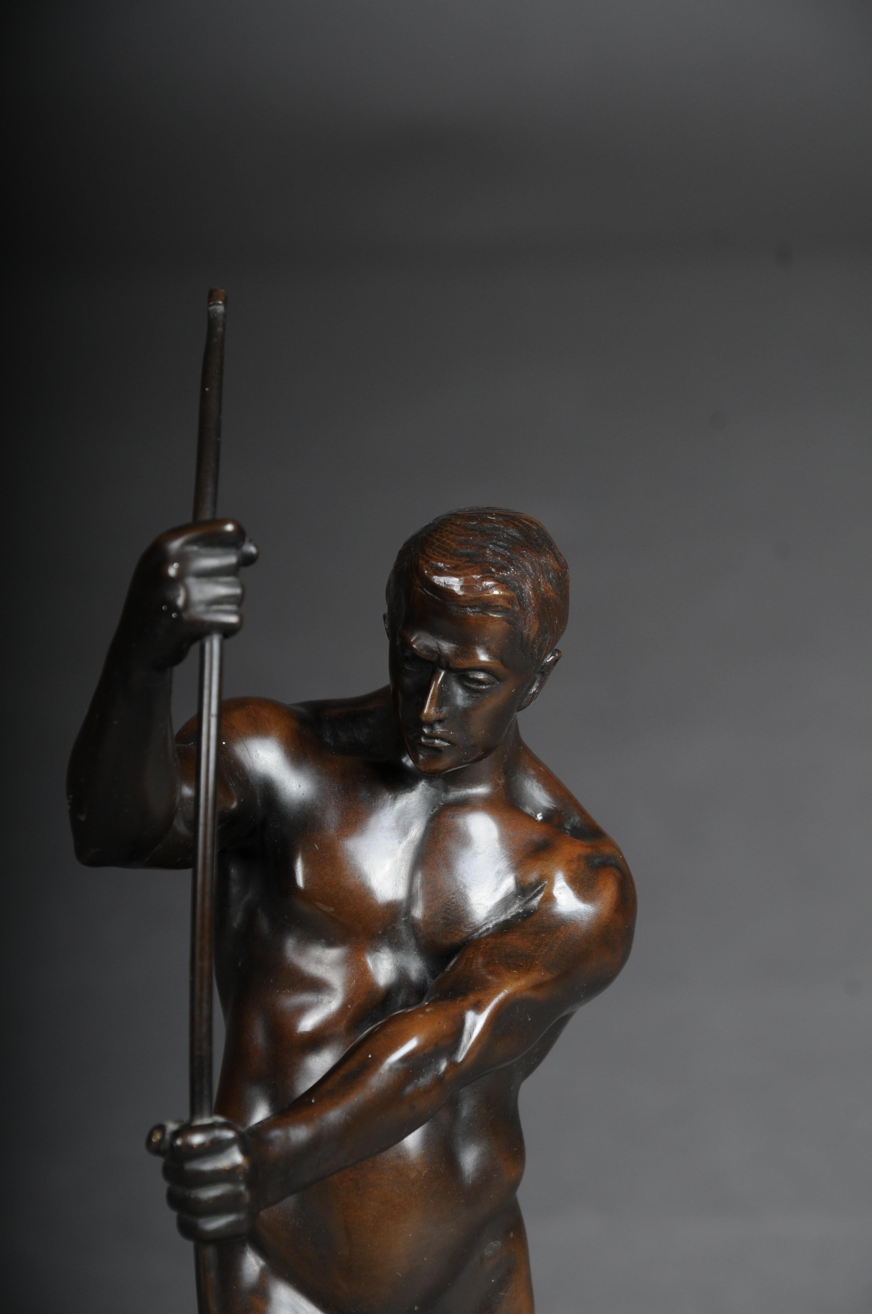 Beautiful bronze figure, The Bowman, signed Riese, 20th century

H. Riese - Bronze figure of a bowman, 20th century. Patinated bronze nude of an athletic man drawing a longbow. On a square plinth, signed on the right. Light dark marble base.