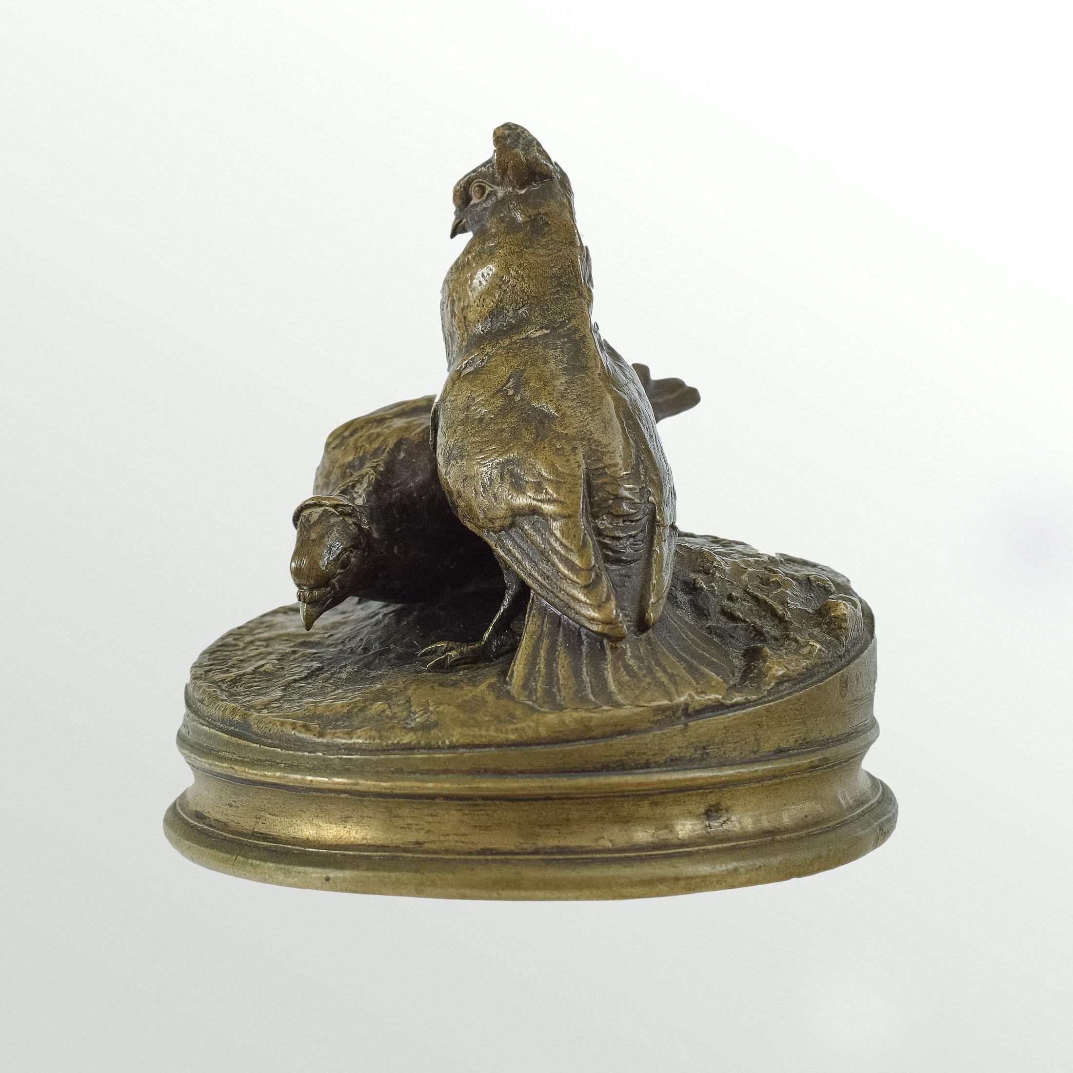 Beautiful BRONZE OF COCK & HEN PIGEONS signed Pierre-Jules Mêne (1810 – 1879) In Good Condition For Sale In TEYJAT, FR