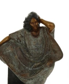 Beautiful Bronze Sculpture "Inquietud" by Mexican Sculptor Victor Gutierrez