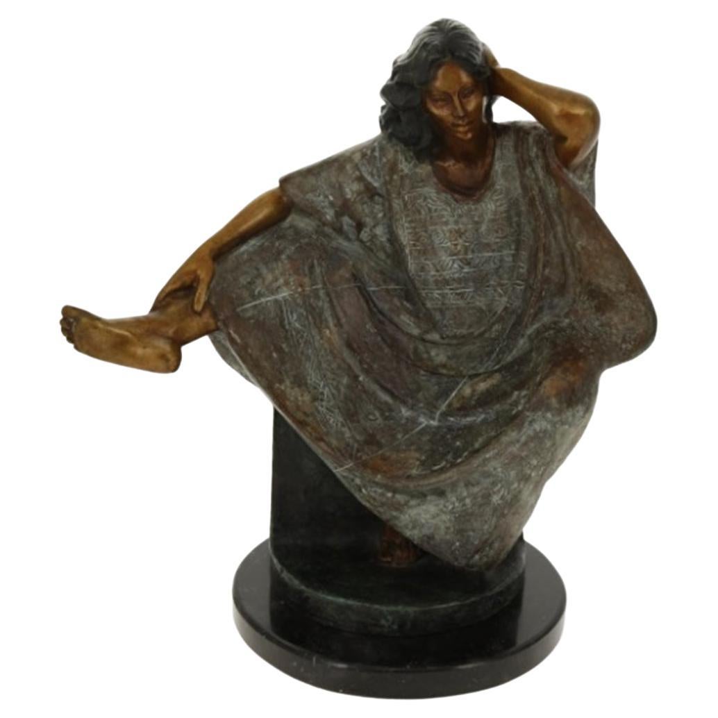 Beautiful Bronze Sculpture "Inquietud" by Mexican Sculptor Victor Gutierrez For Sale